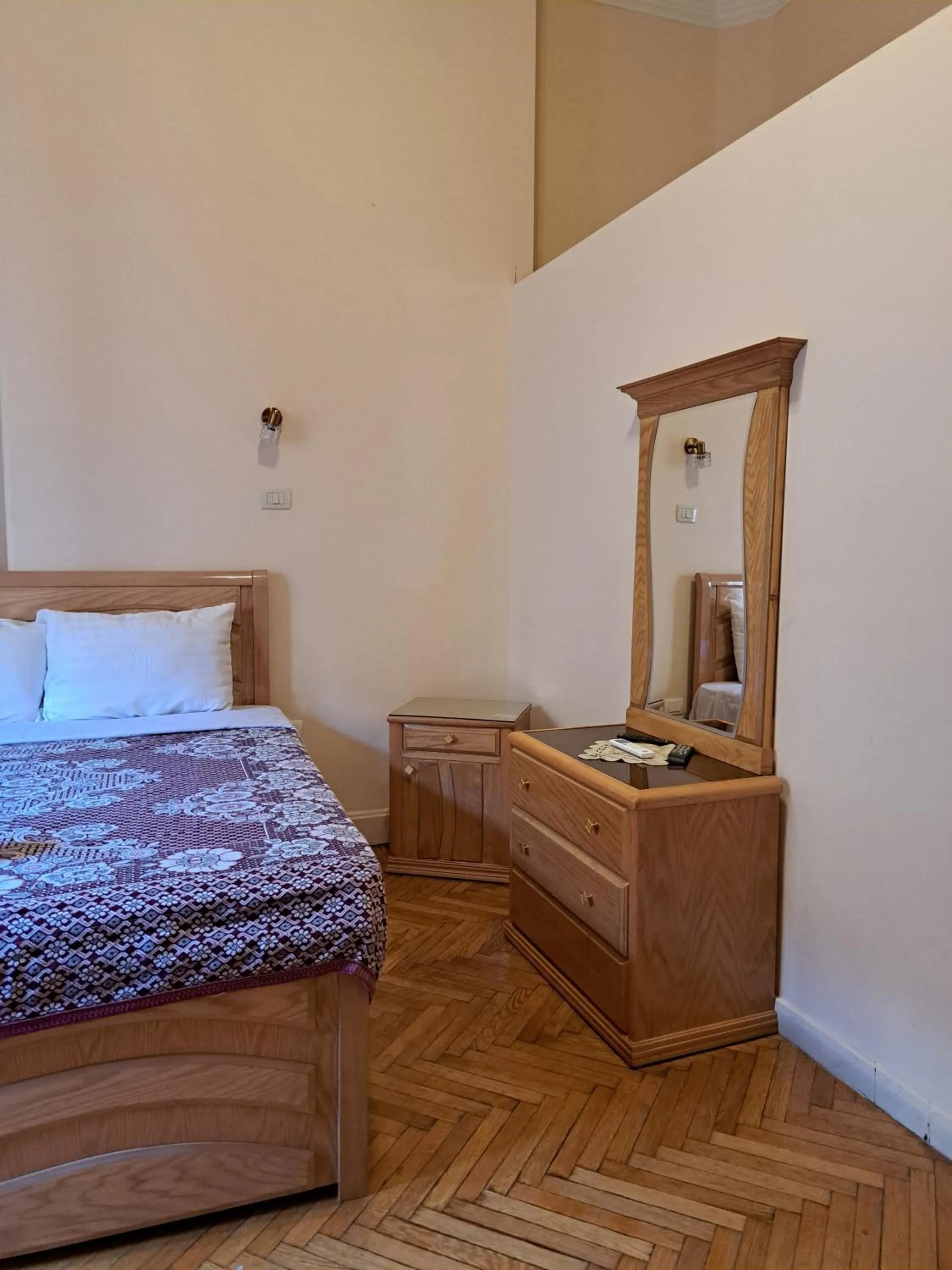 Bedroom, Bed in Philo Hotel