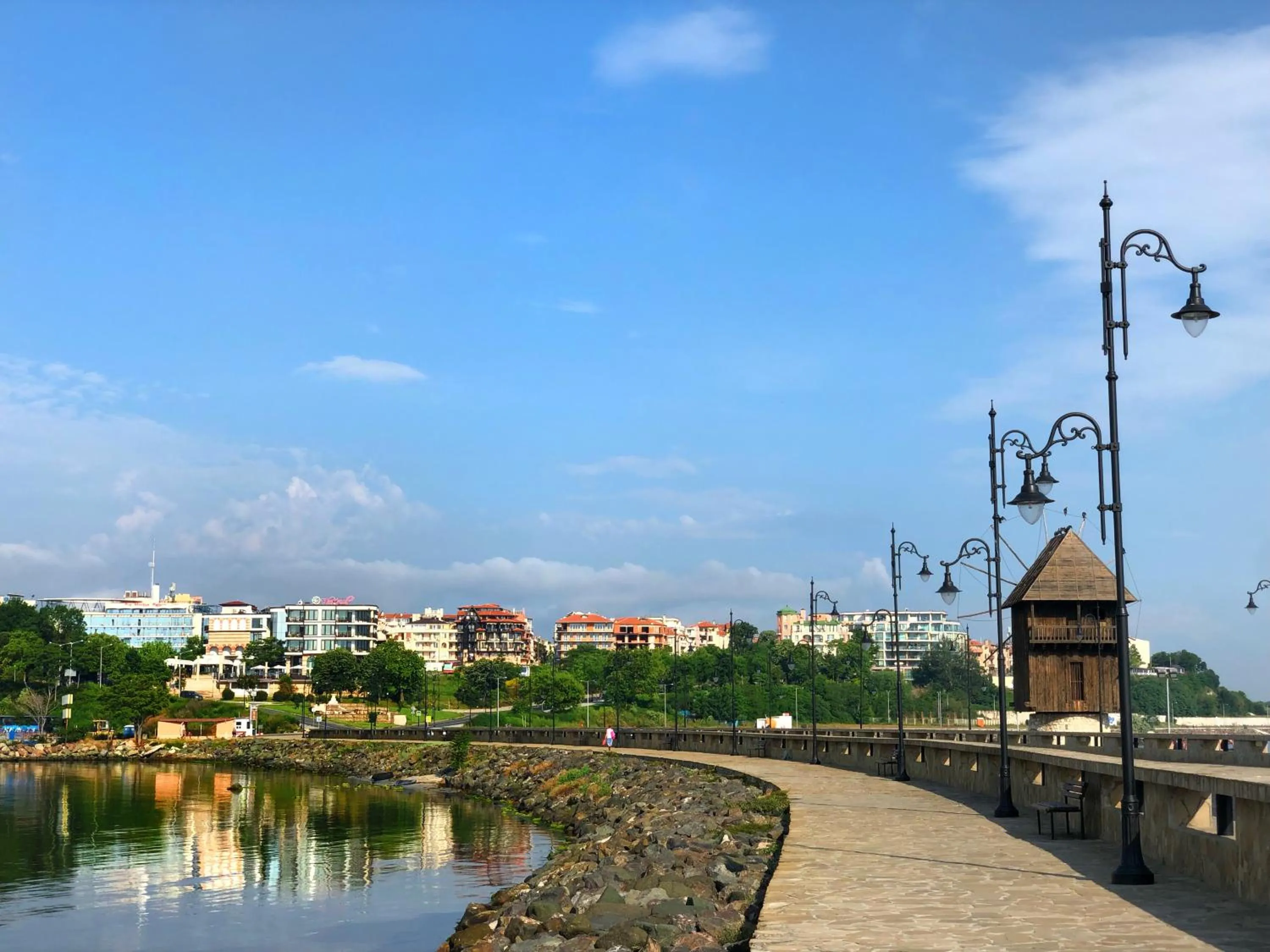 Nearby landmark in Flamingo Beach Hotel