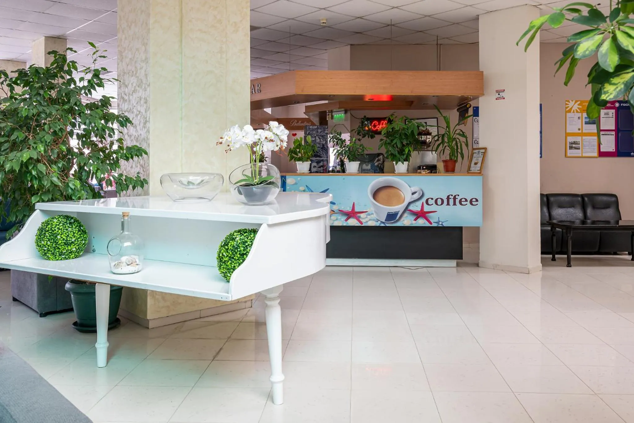 Lobby or reception in Flamingo Beach Hotel