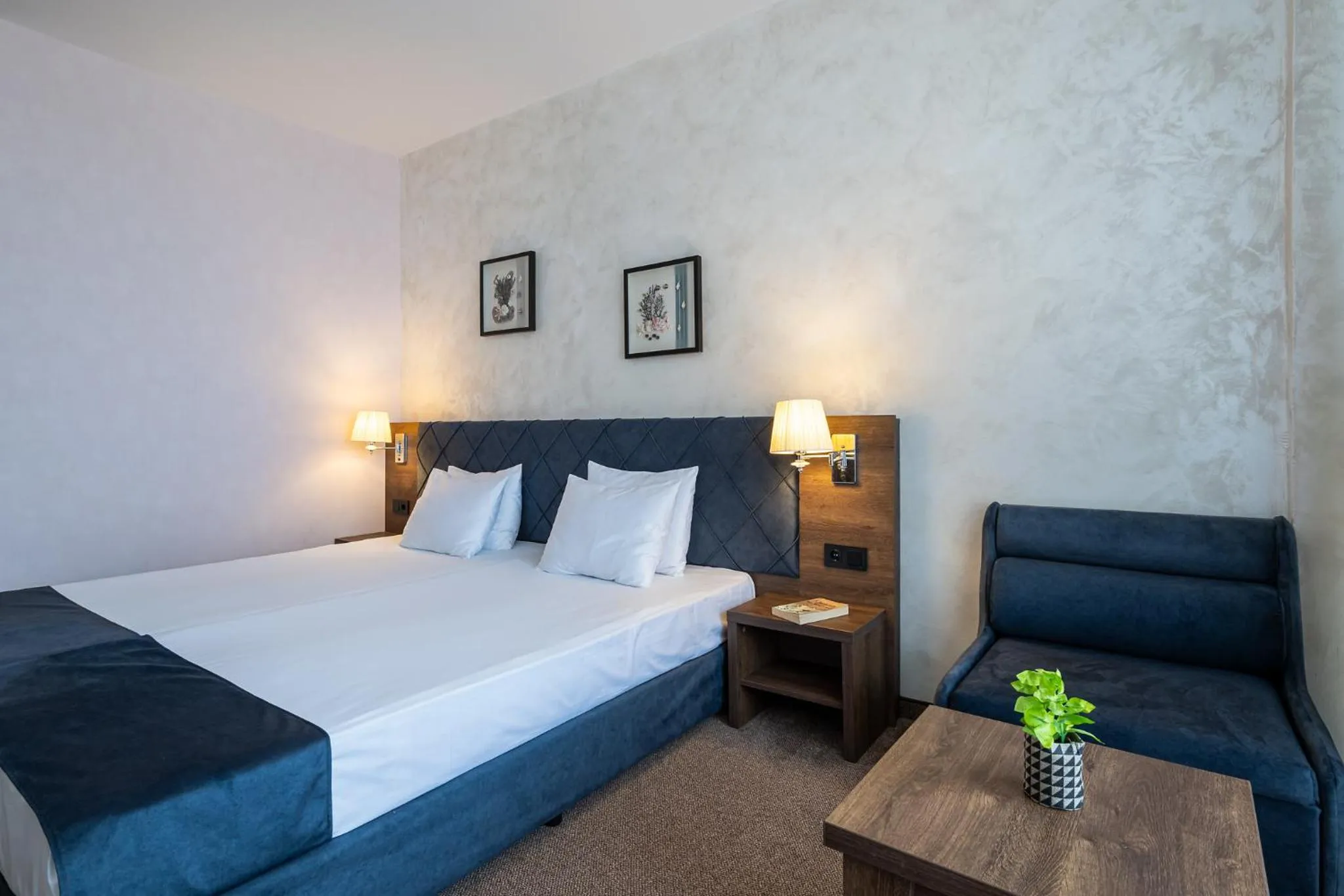 Photo of the whole room, Bed in Flamingo Beach Hotel