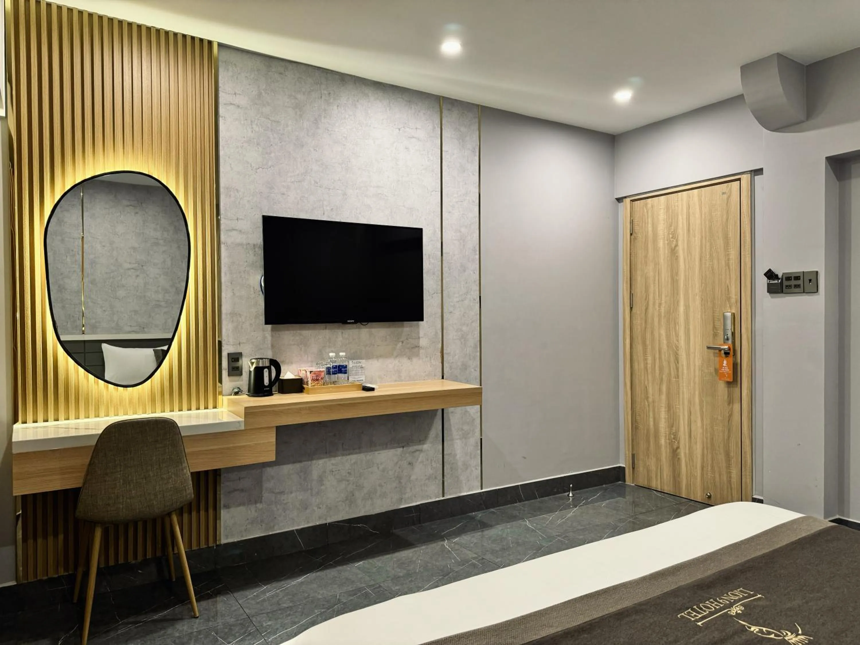 TV and multimedia in LION 9 HOTEL