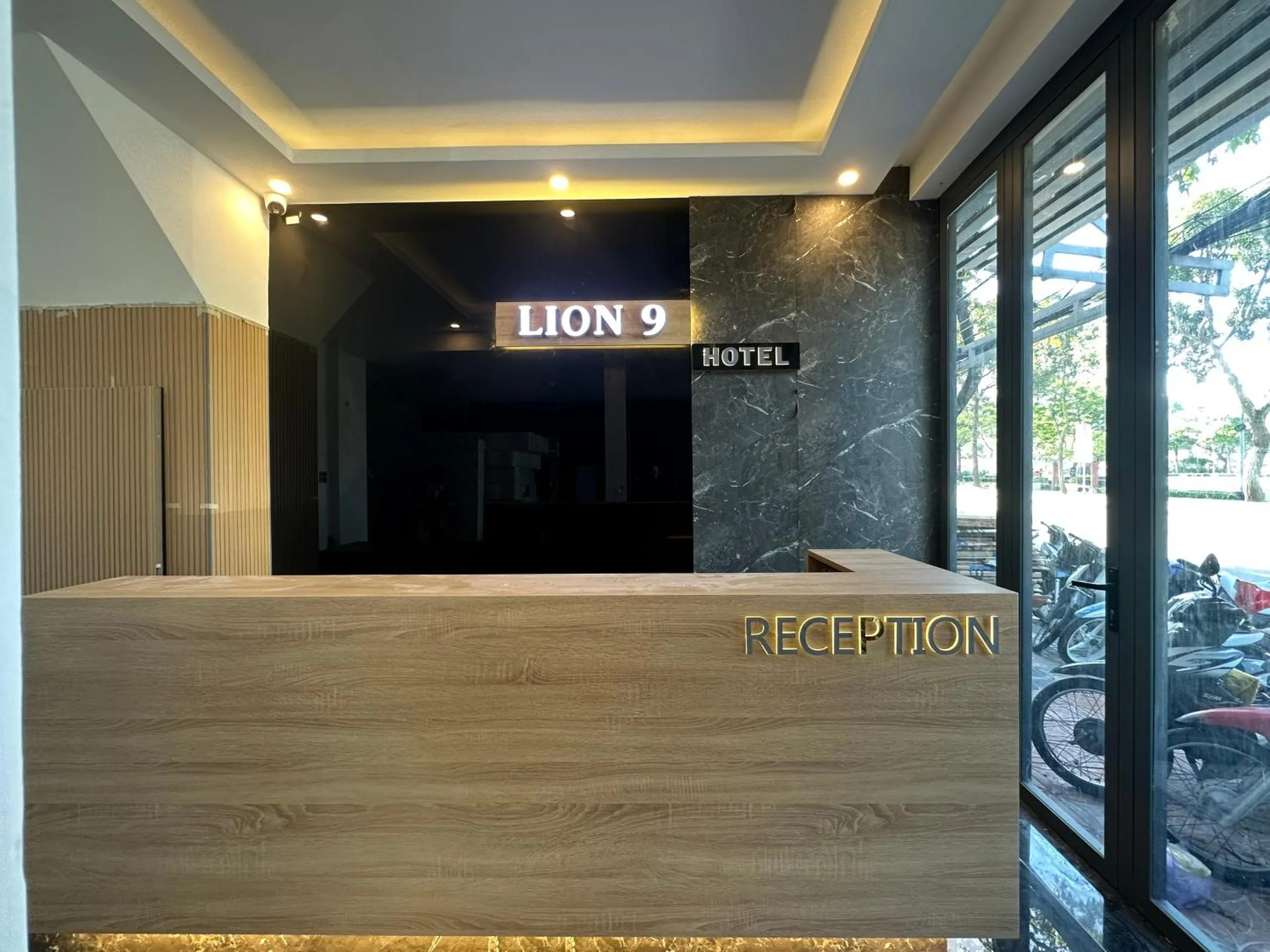 Lobby or reception in LION 9 HOTEL