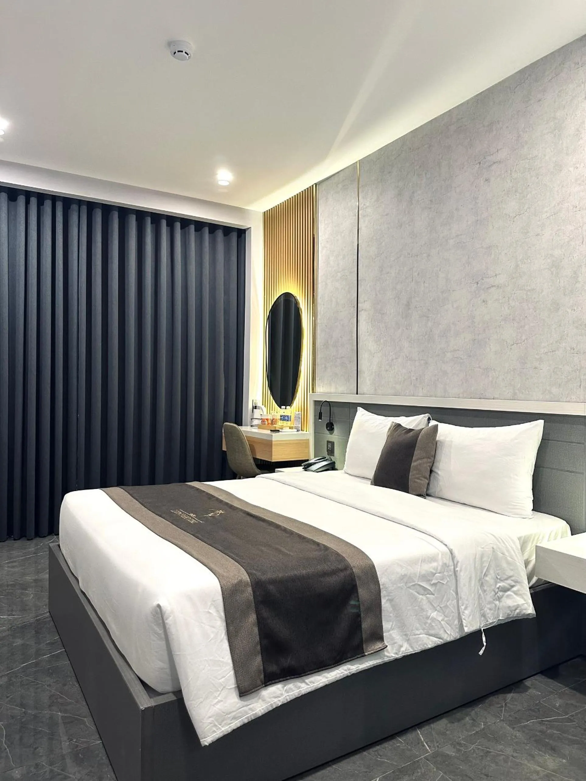 Bedroom, Bed in LION 9 HOTEL