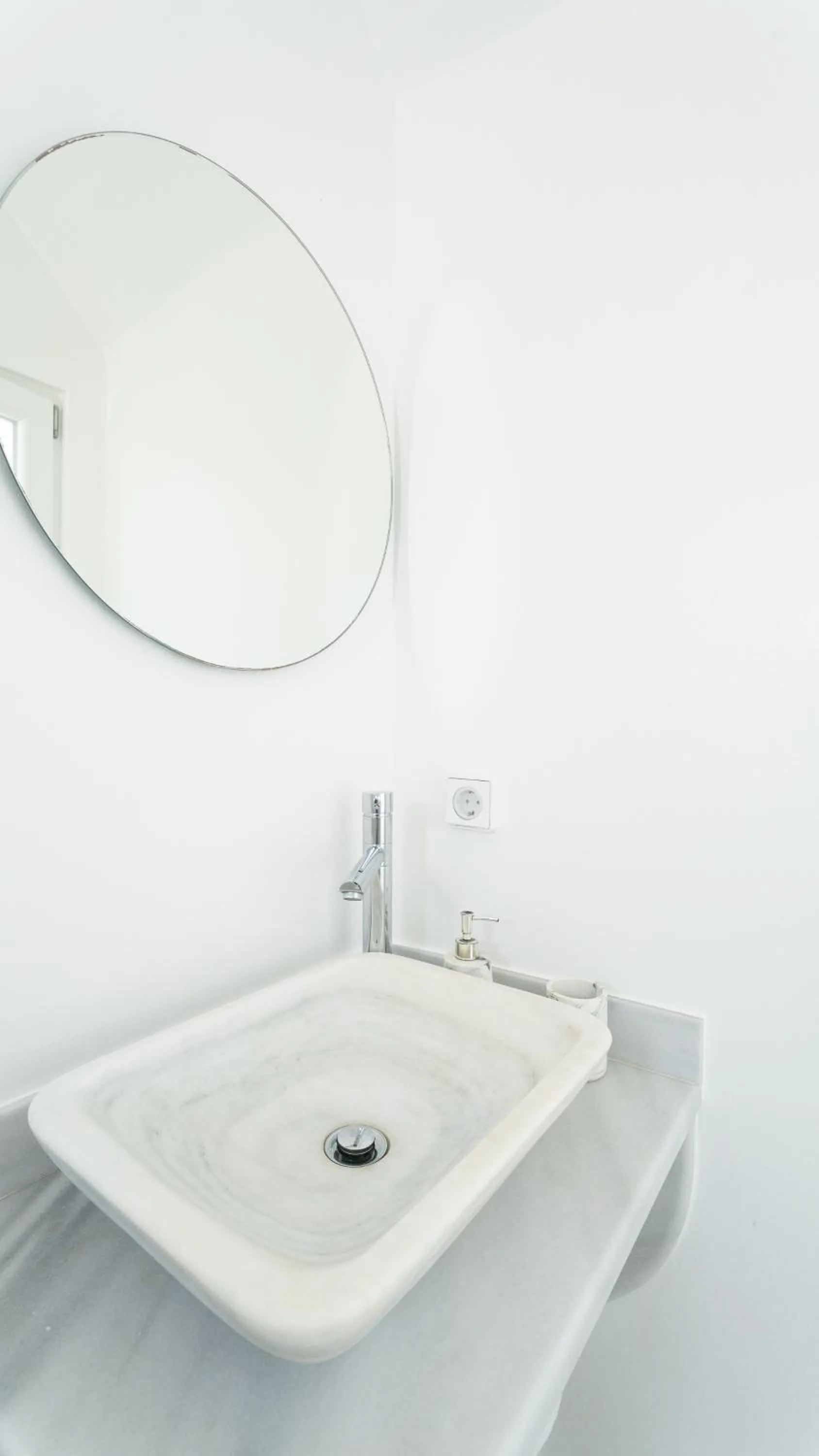 Bathroom in Eleanna's Mykonos