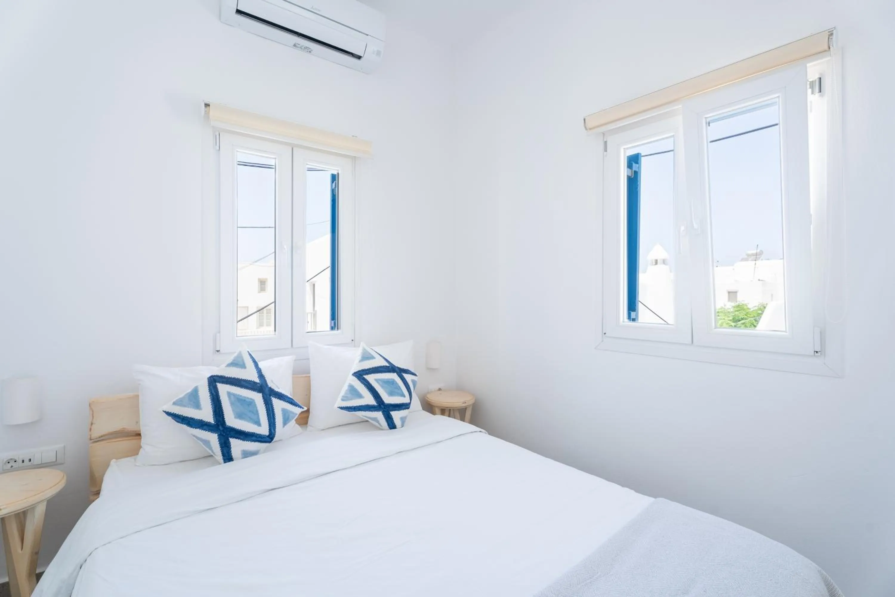 Bedroom, Bed in Eleanna's Mykonos