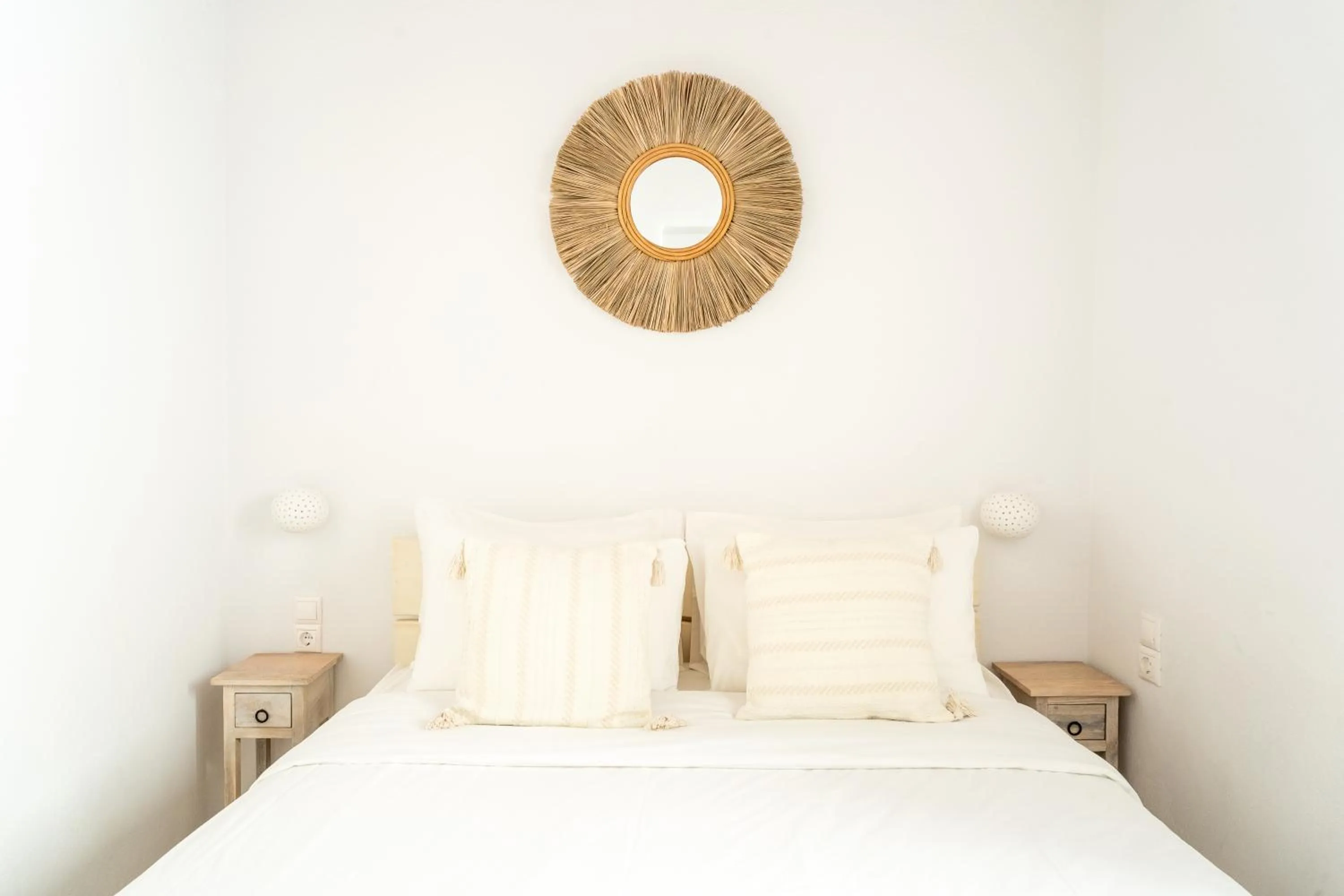 Bedroom, Bed in Eleanna's Mykonos