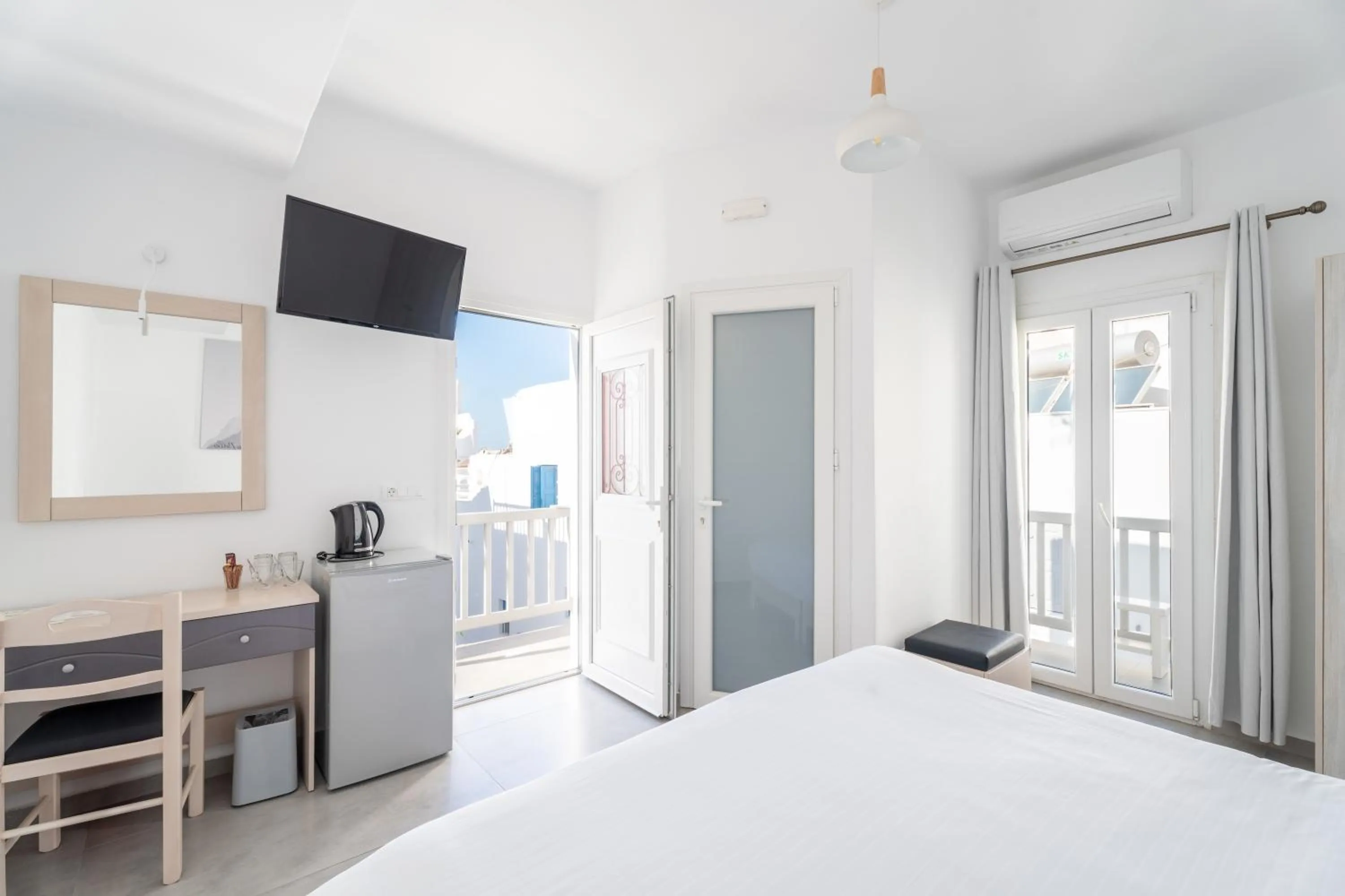 View (from property/room), Bed in Eleanna's Mykonos