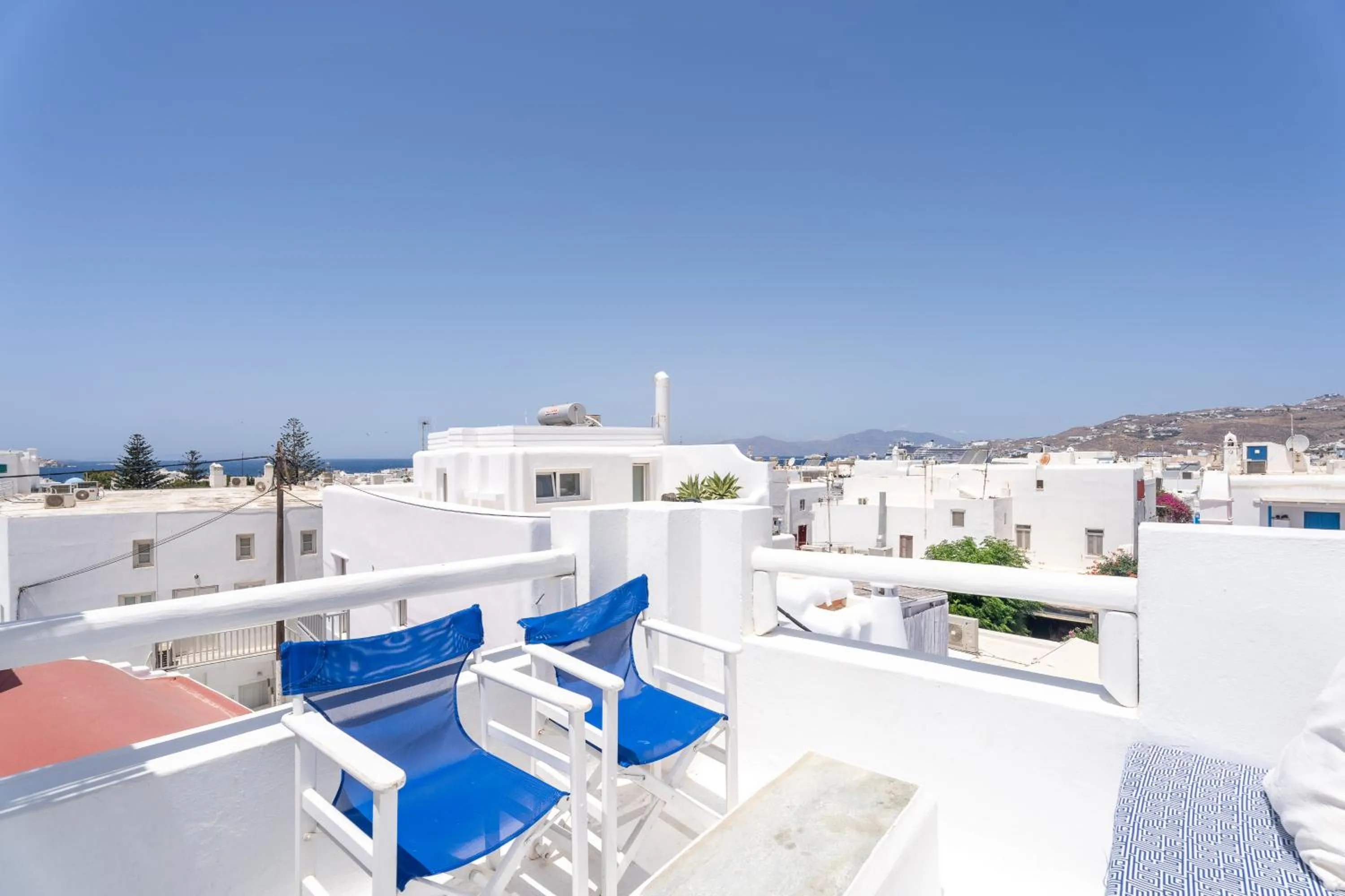 Property building in Eleanna's Mykonos