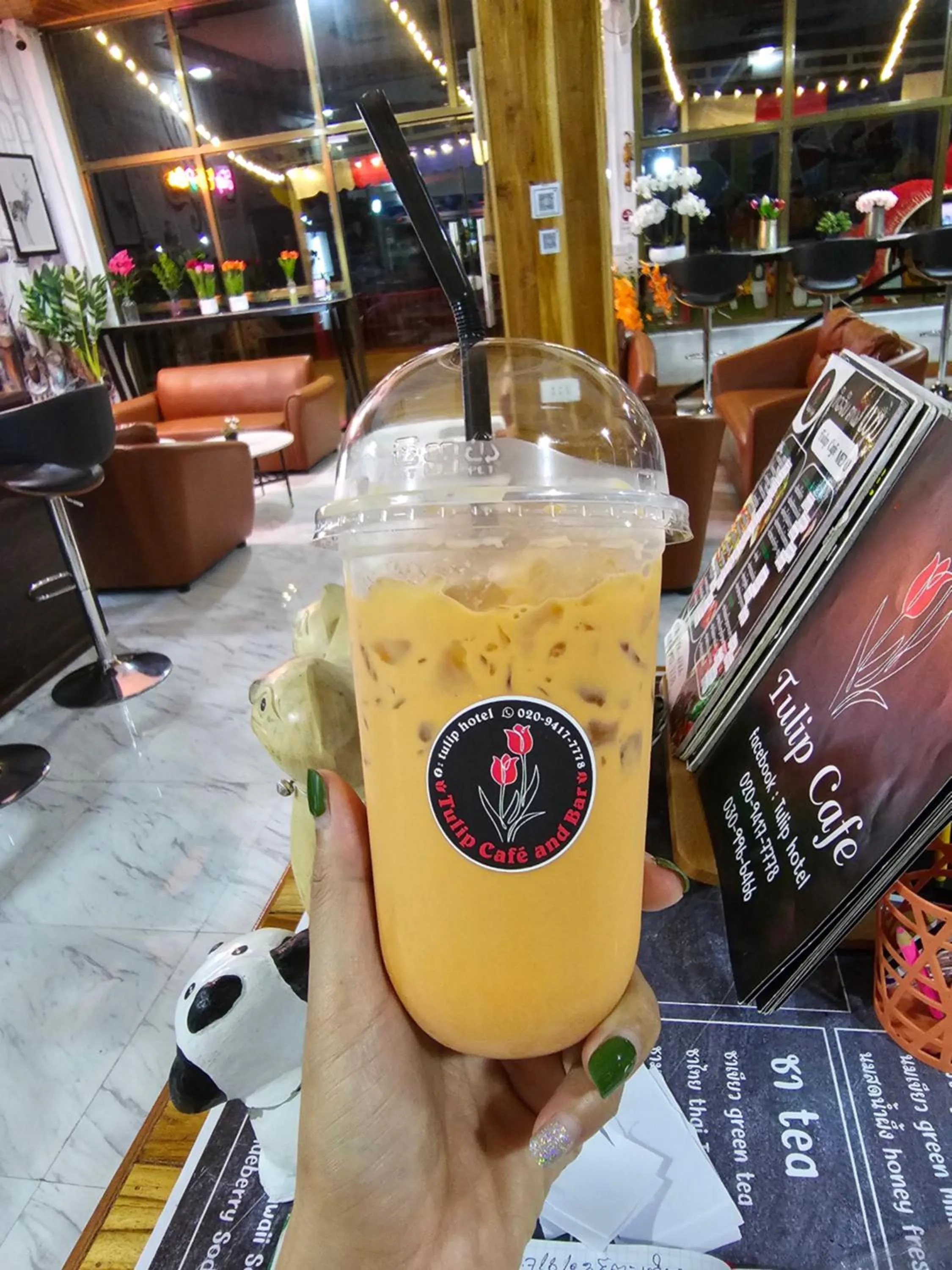 Restaurant/places to eat in Tulip Hotel