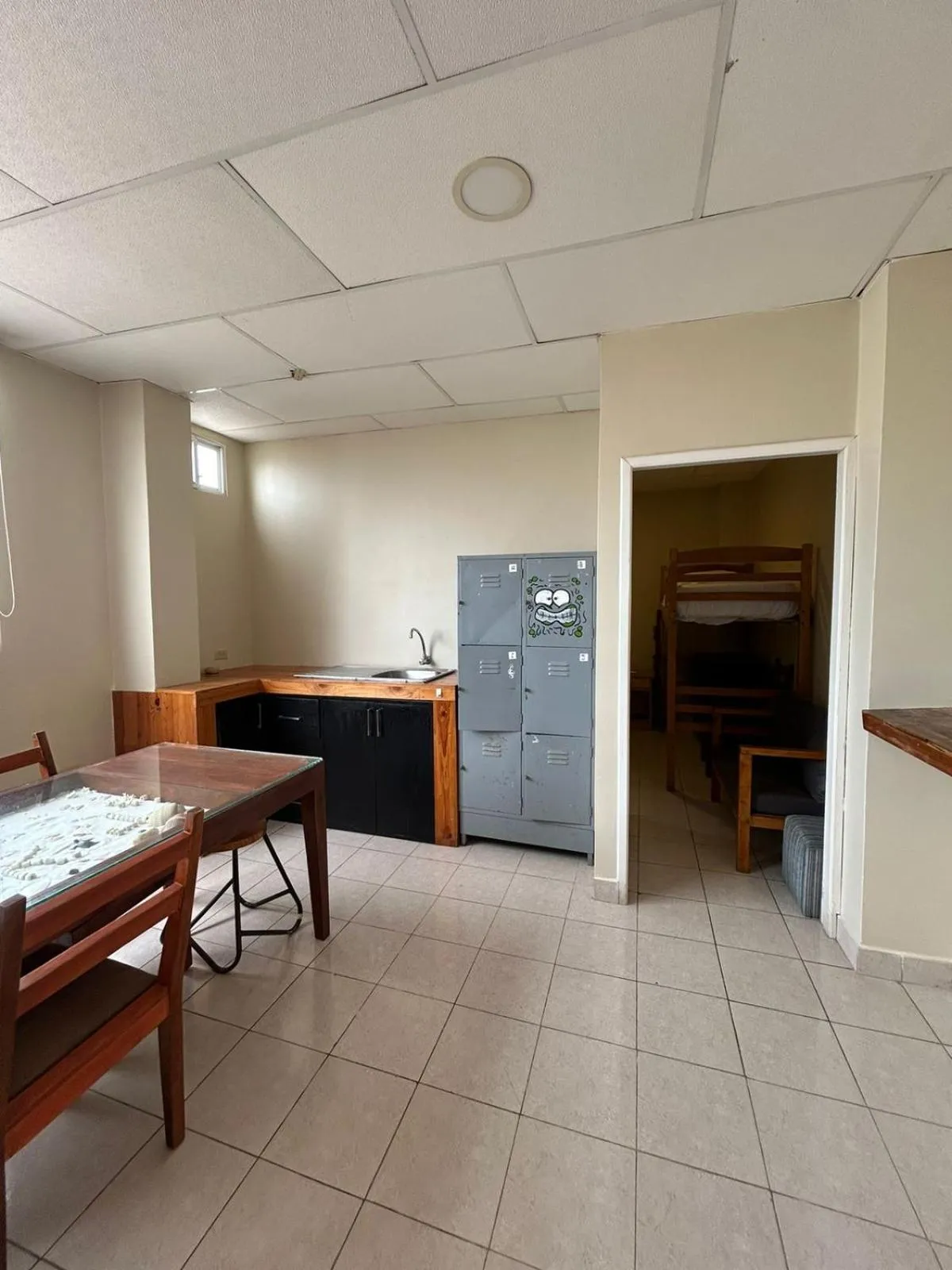 Dining area in Chescos Hotel