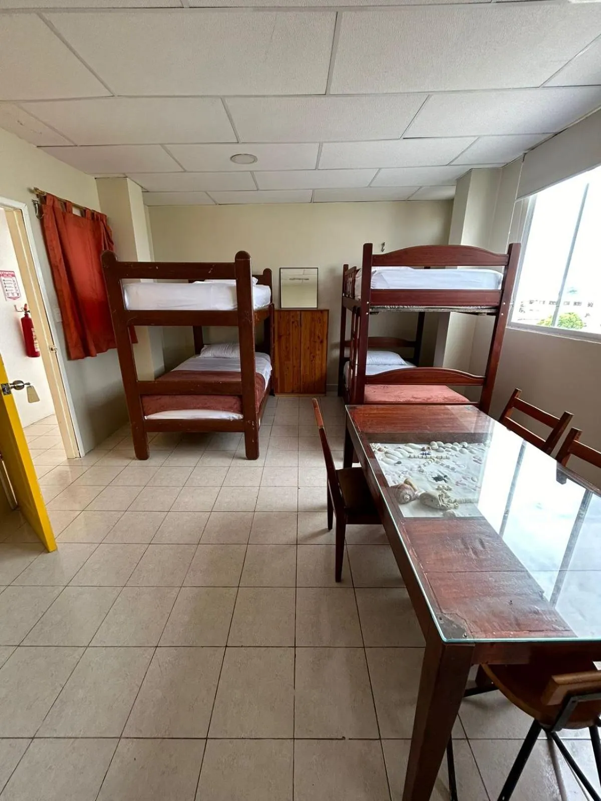 Breakfast, Bed in Chescos Hotel