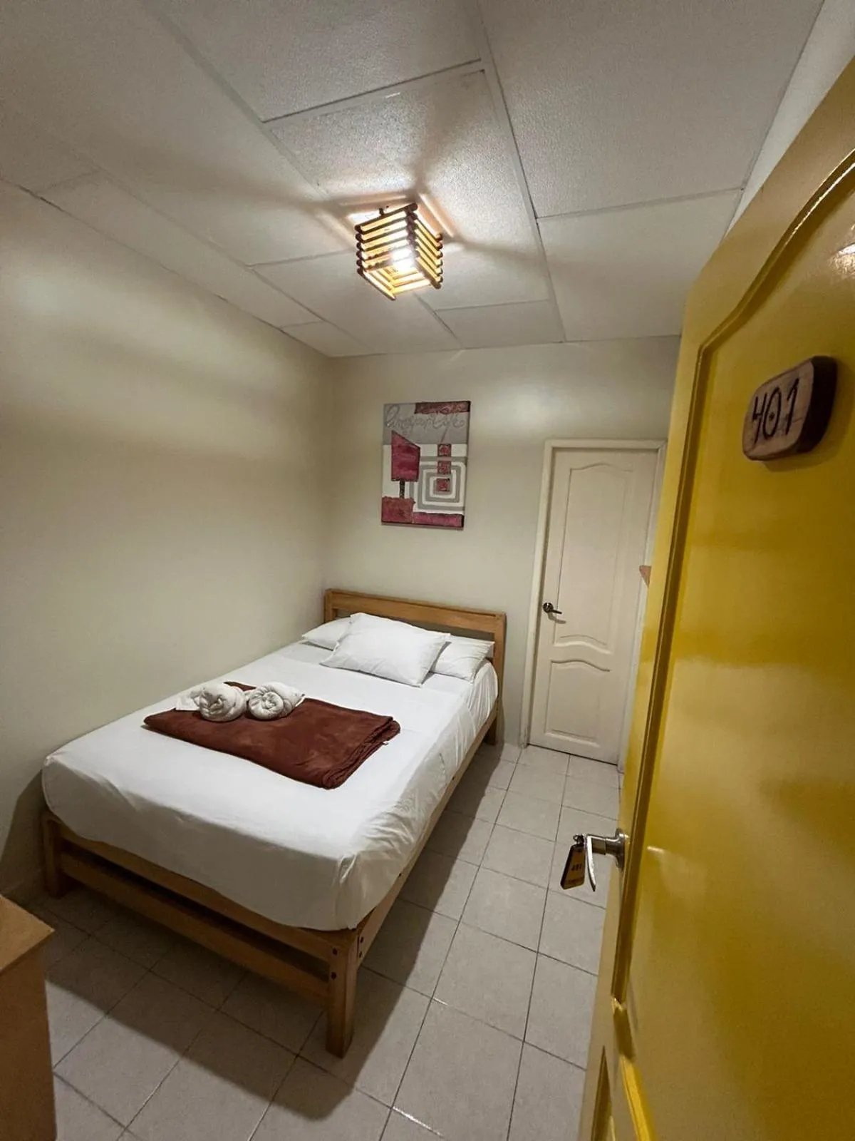 Bed in Chescos Hotel