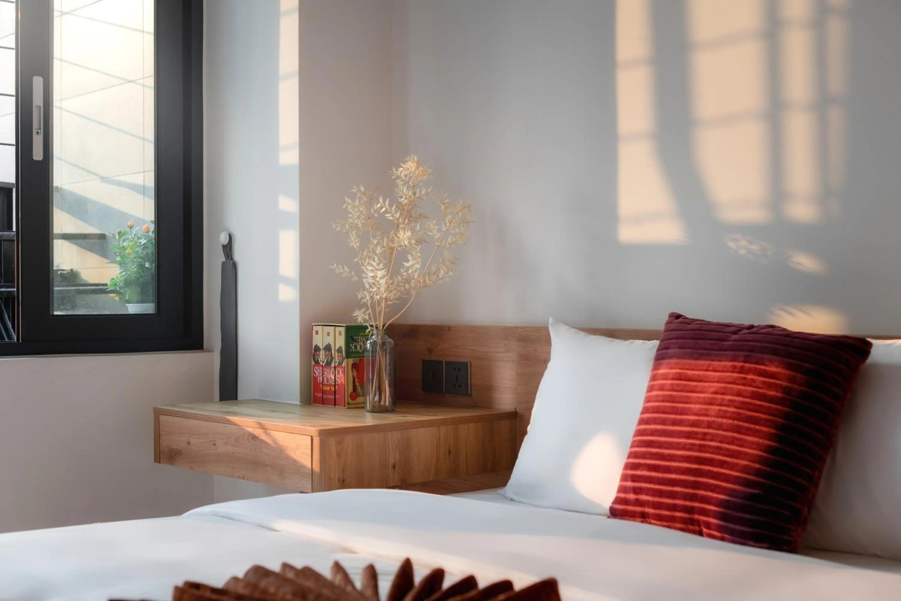 Bedroom, Bed in The Galaxy Home Doi Can Hotel and Apartment