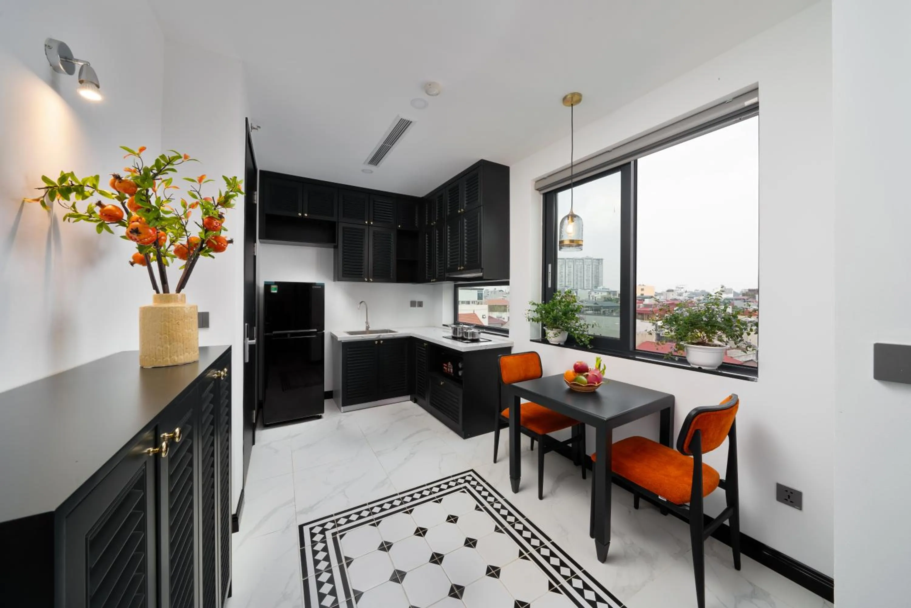 stove in The Galaxy Home Doi Can Hotel and Apartment