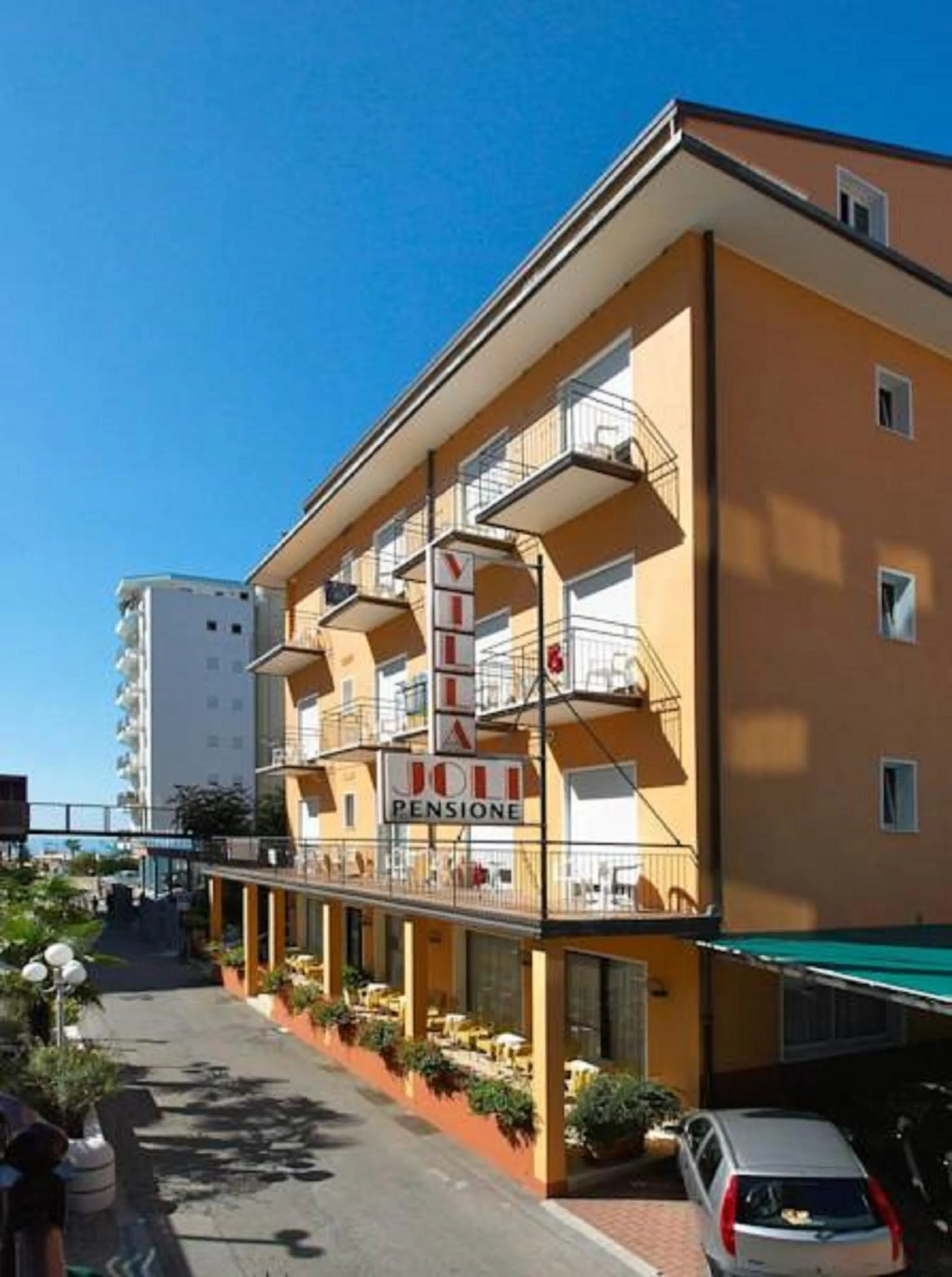 Facade/entrance in Pensione Villa Joli