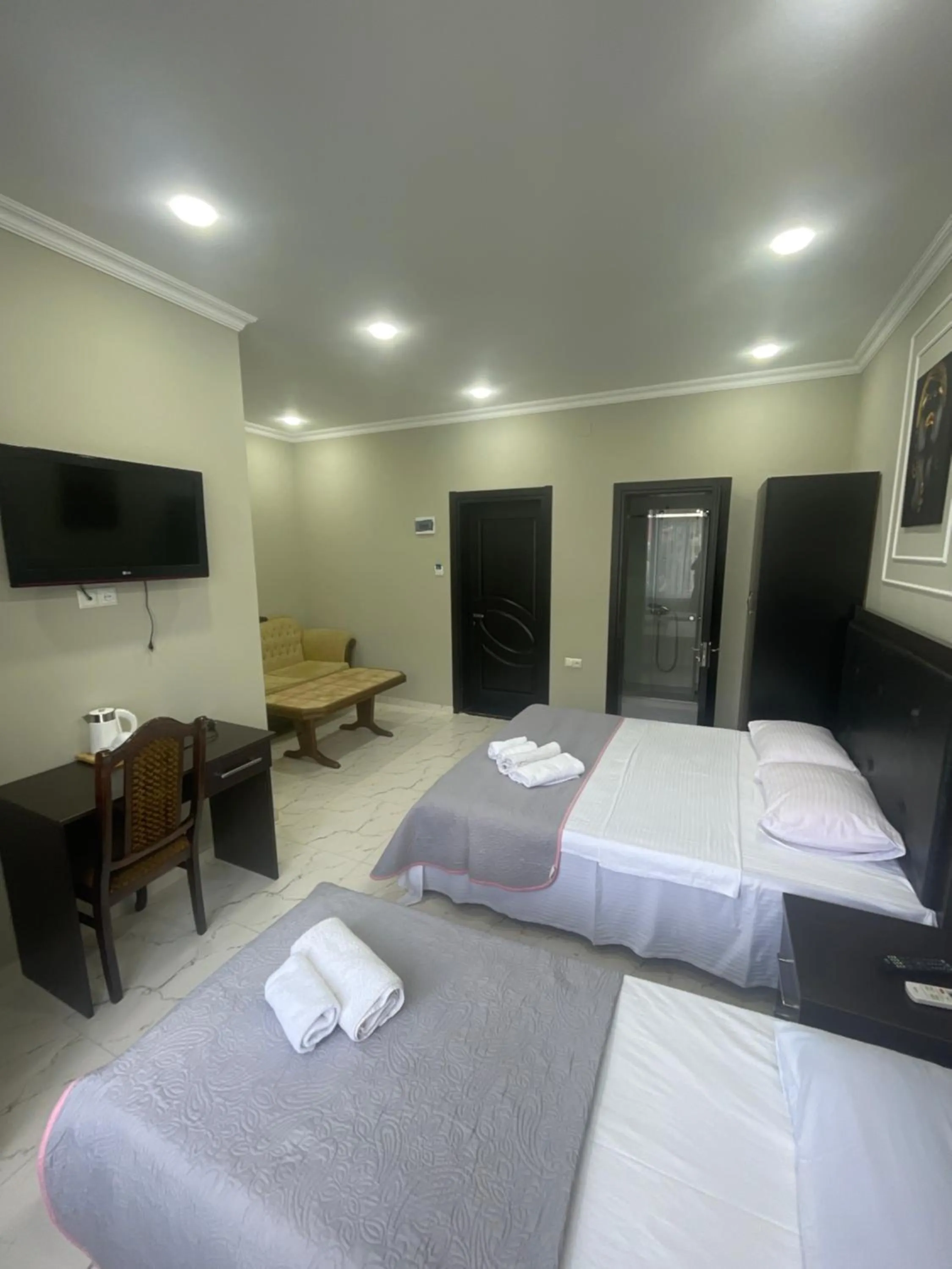 Bed in Four Seasons Hotel