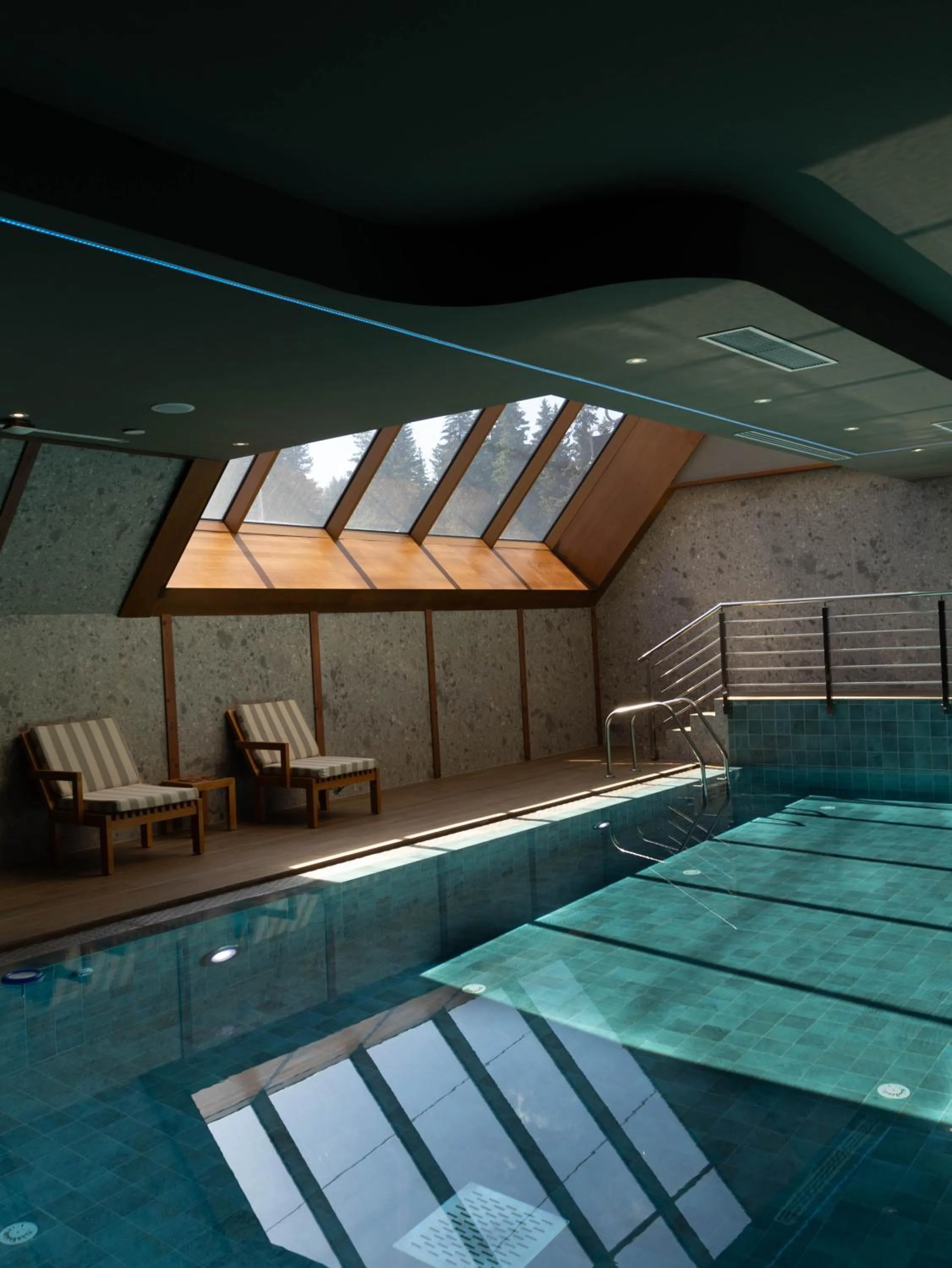 Swimming pool in Grey Hotel Kopaonik