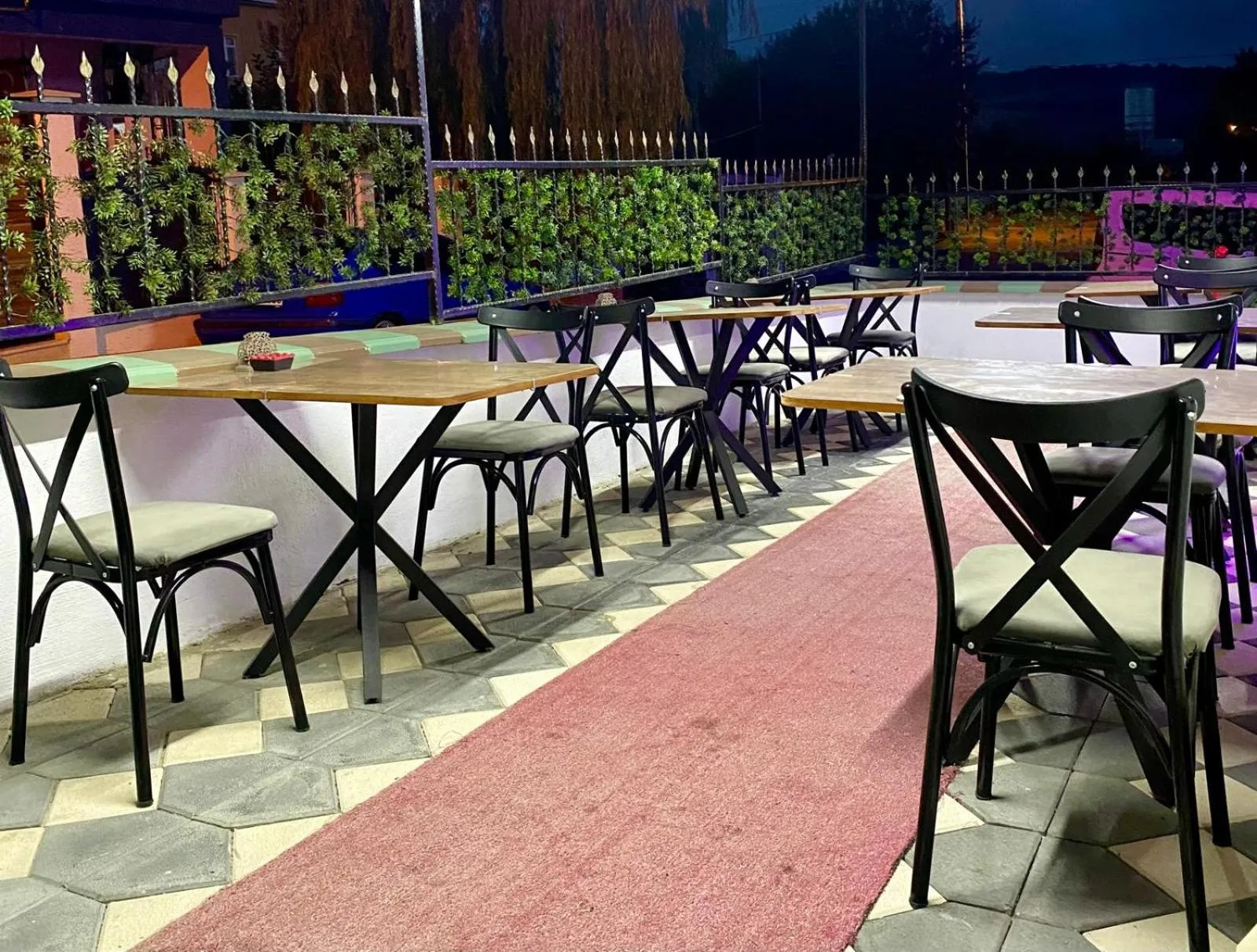 Ozn Suit Airport Hotel