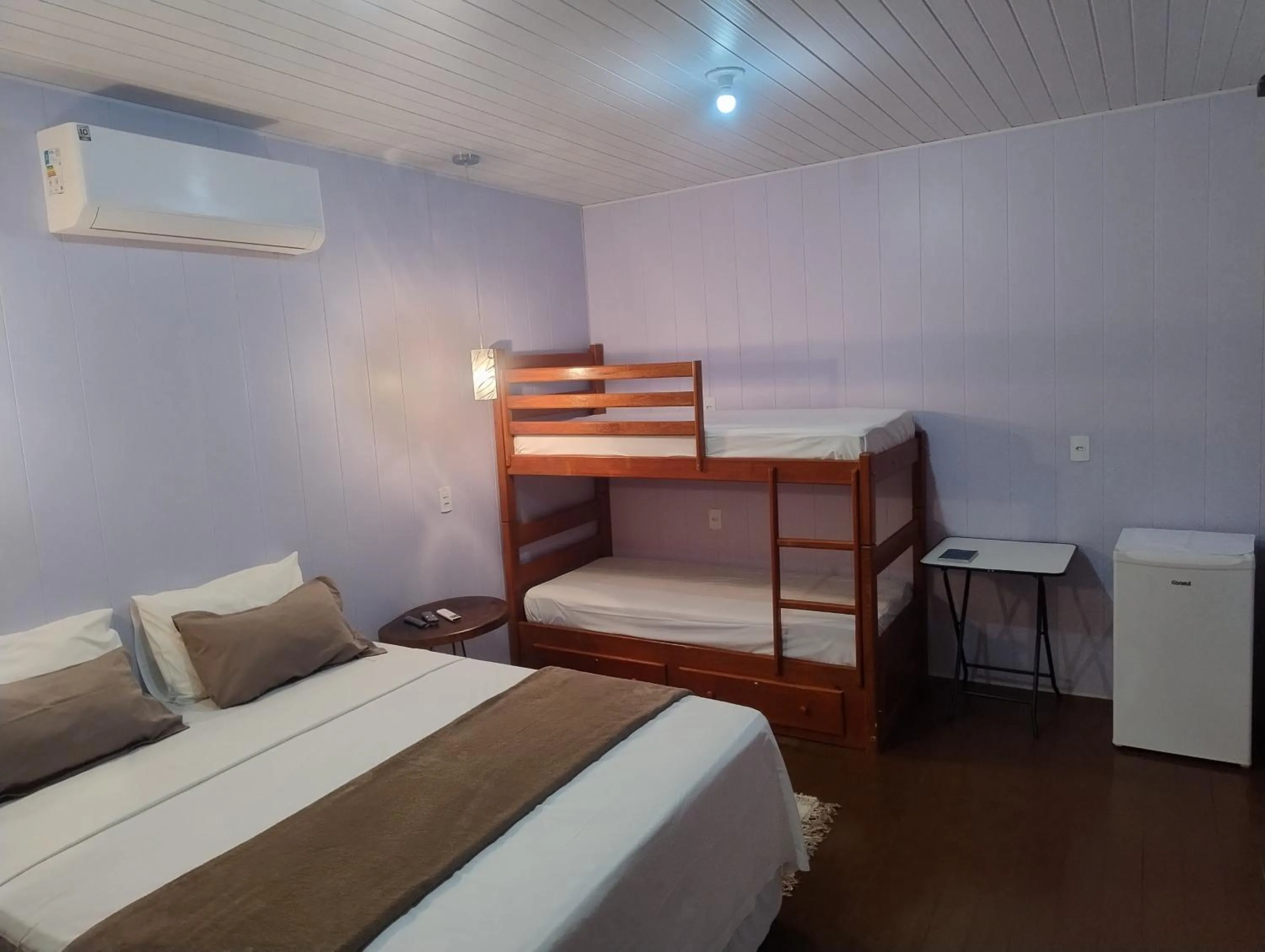 Photo of the whole room, Bed in Hotel Coração Verde