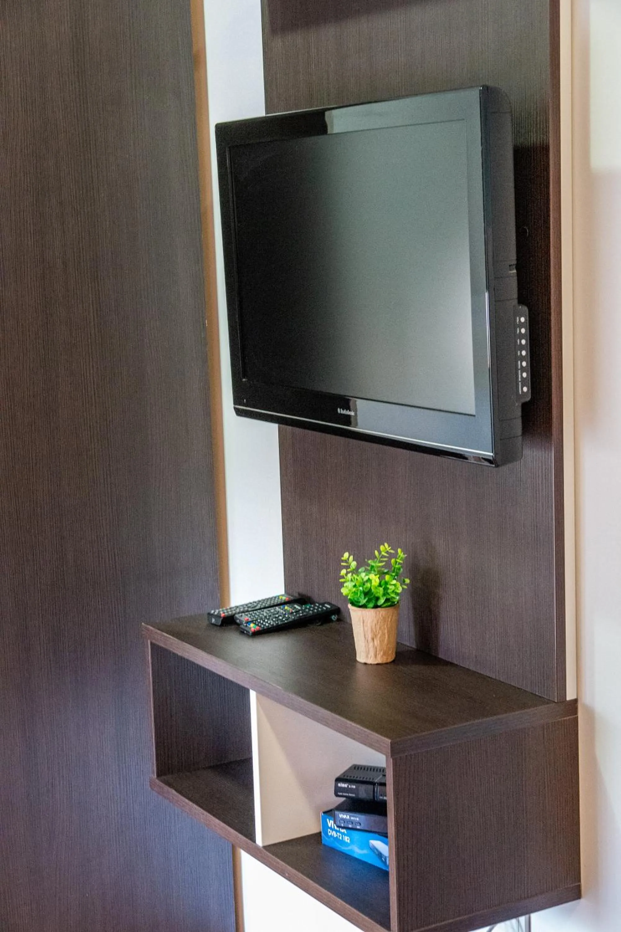 TV and multimedia in Guest House Maritimo