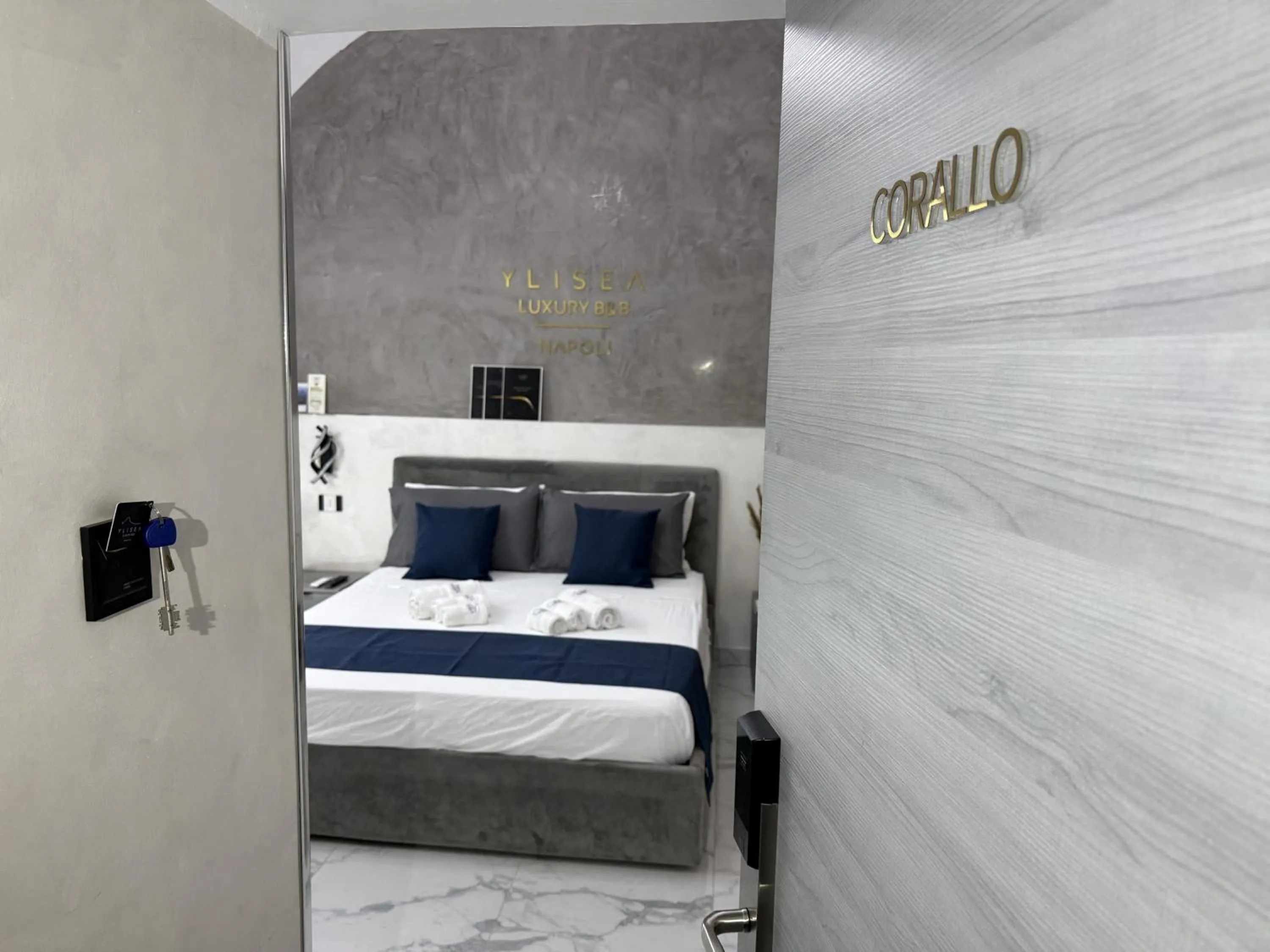 Bedroom, Bed in Ylisea Luxury B&B