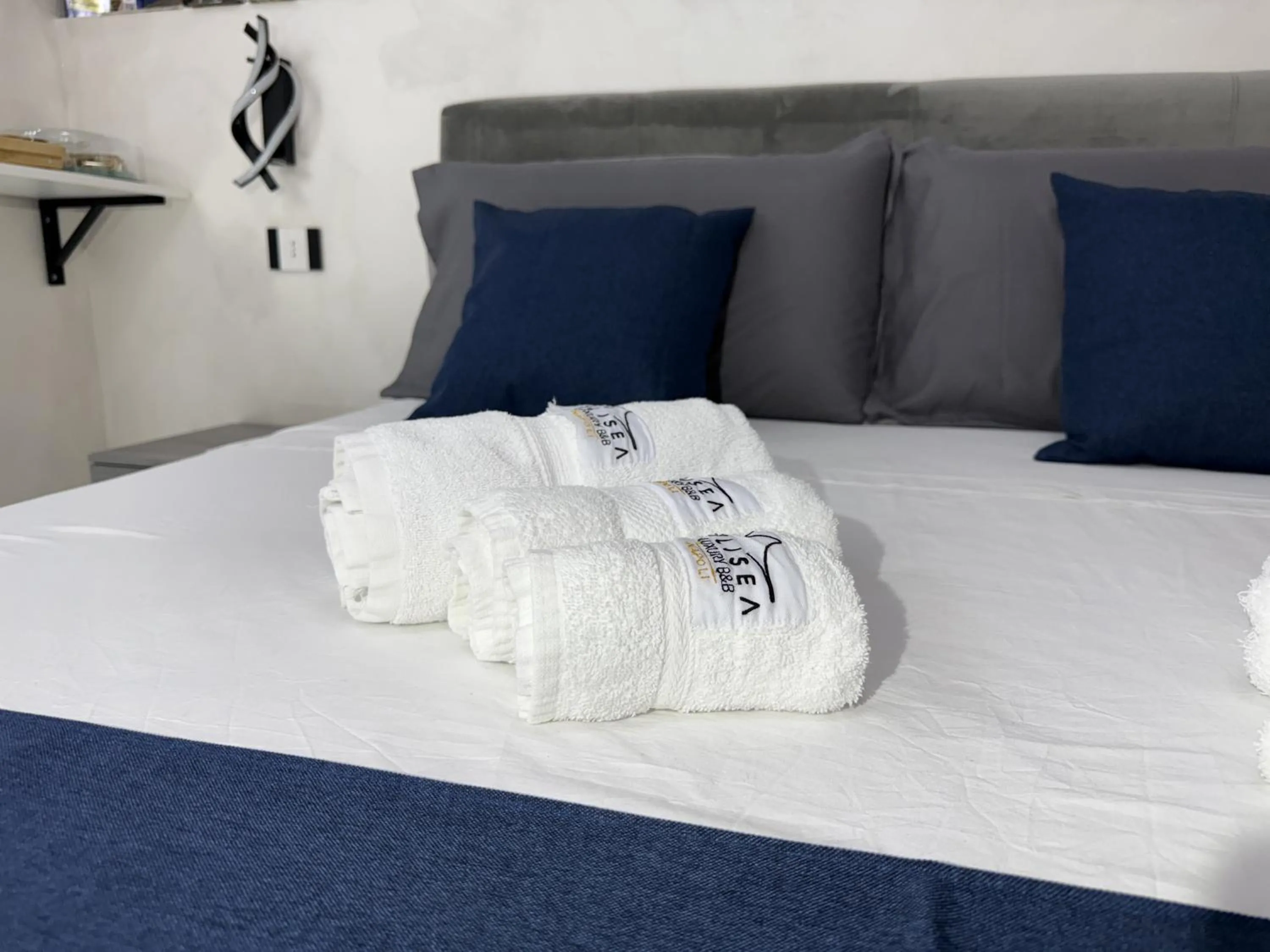 Bed in Ylisea Luxury B&B