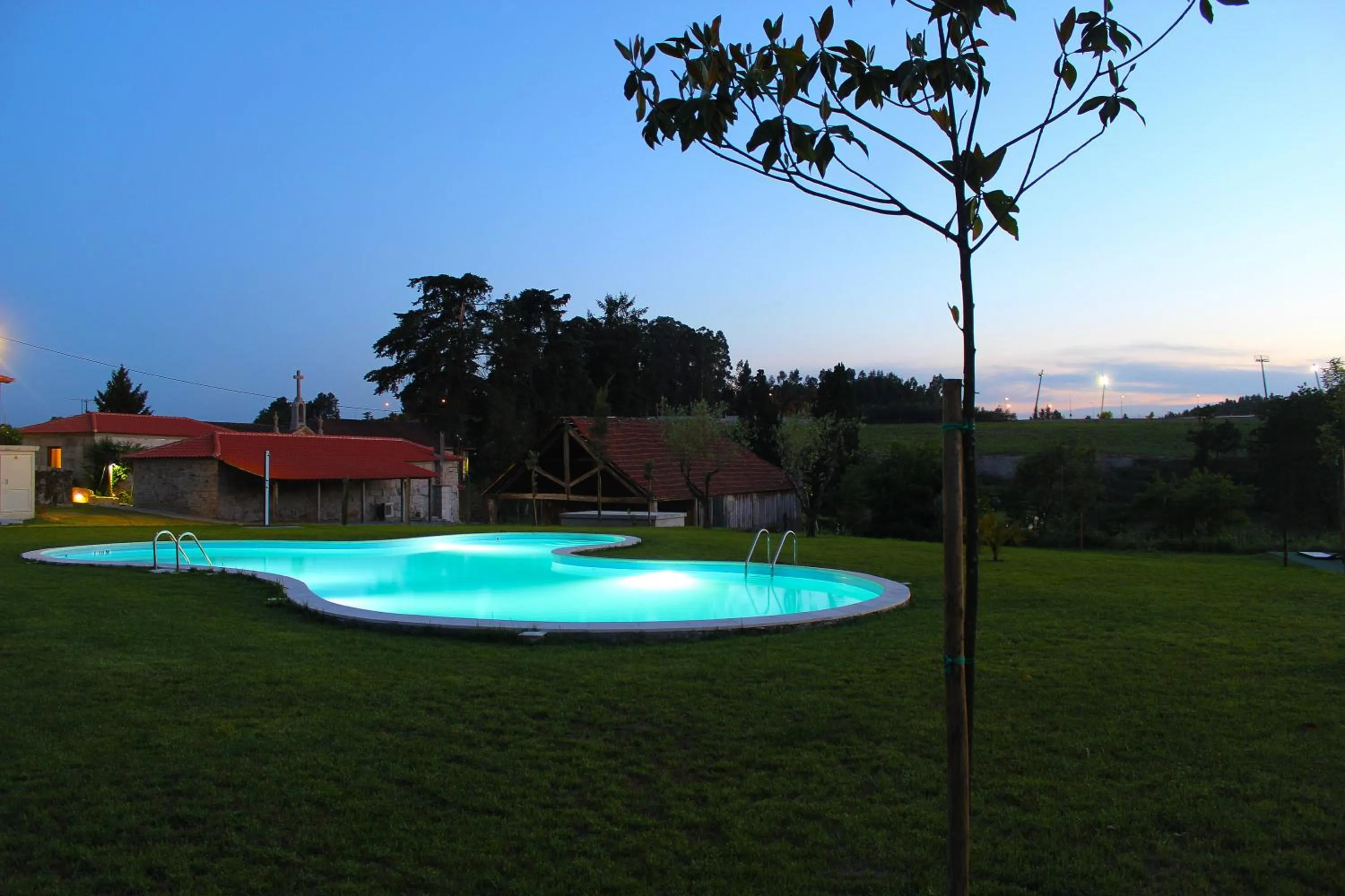 Swimming pool in Lousada Country Hotel