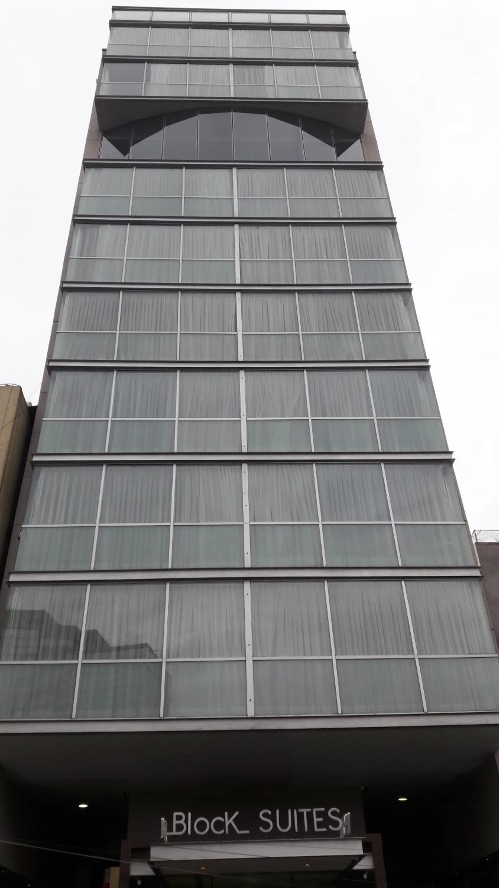 Facade/entrance in Hotel Block Suites