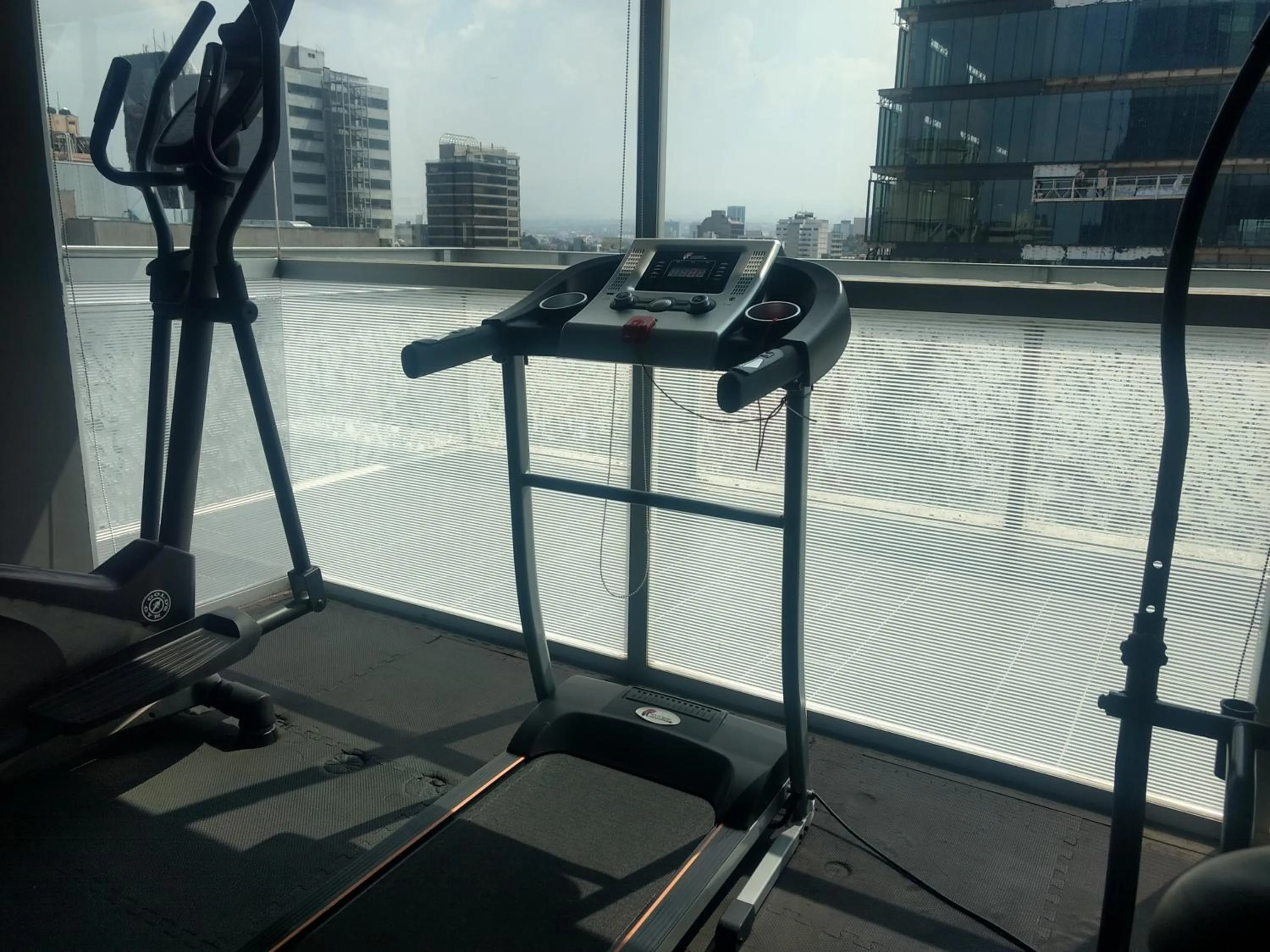 Fitness centre/facilities in Hotel Block Suites