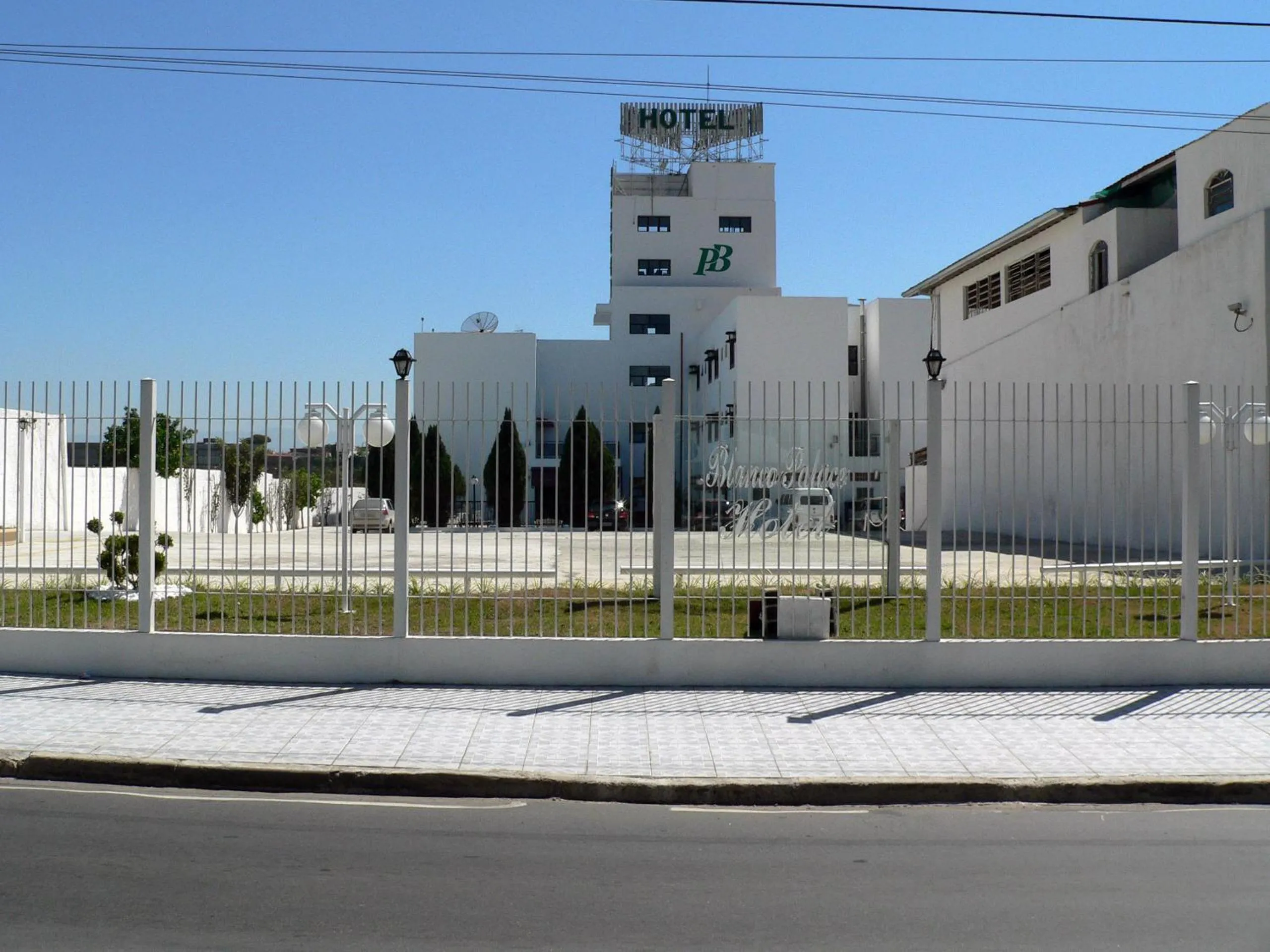 Facade/entrance in Blanco Palace Hotel