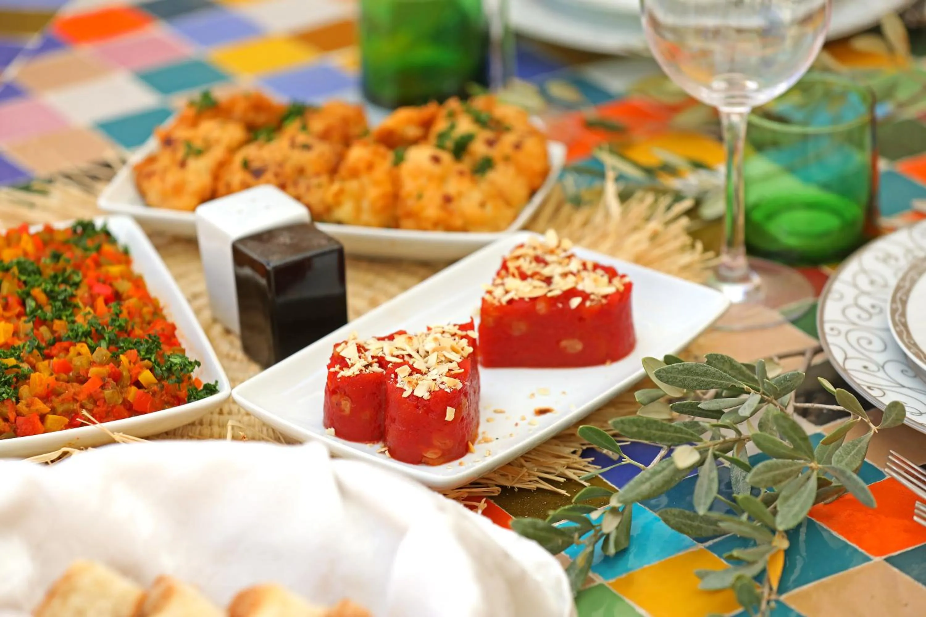 Restaurant/places to eat in Riad Al Badia