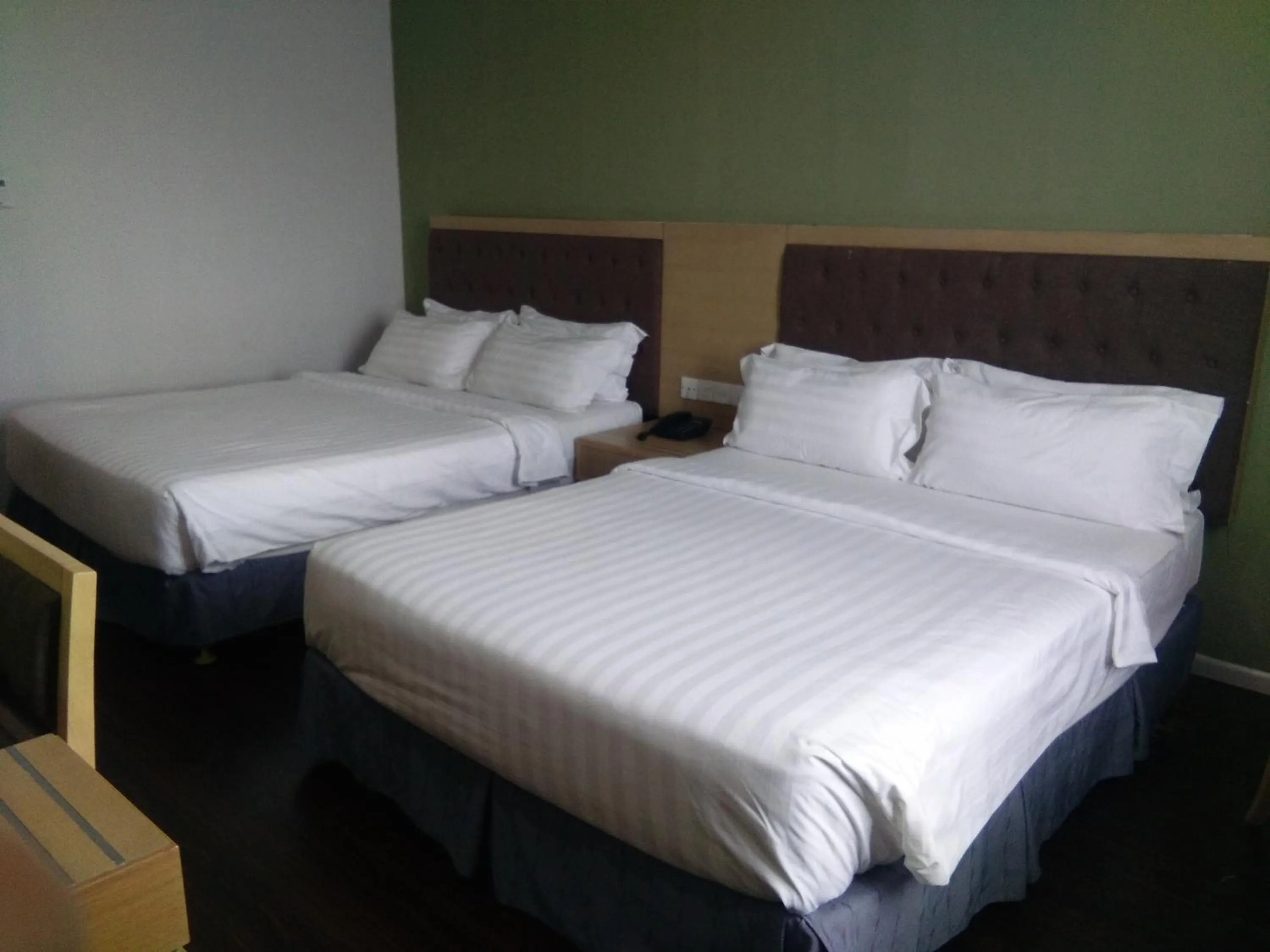 Bed in Seri Simanggang Hotel