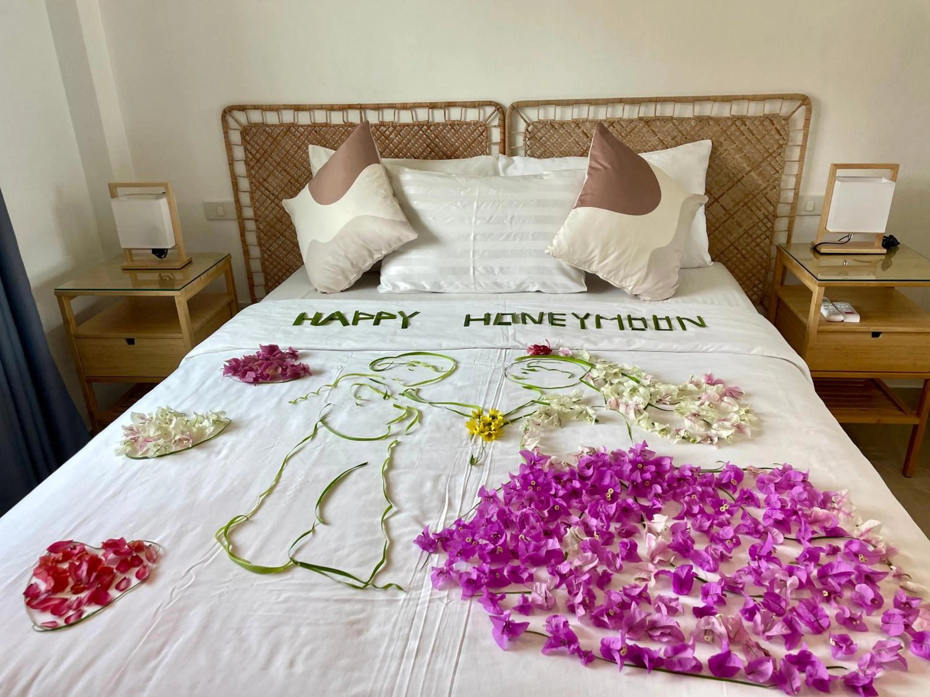 Bedroom, Bed in Baan Saint-Tropez Seaview Villas Kata Beach