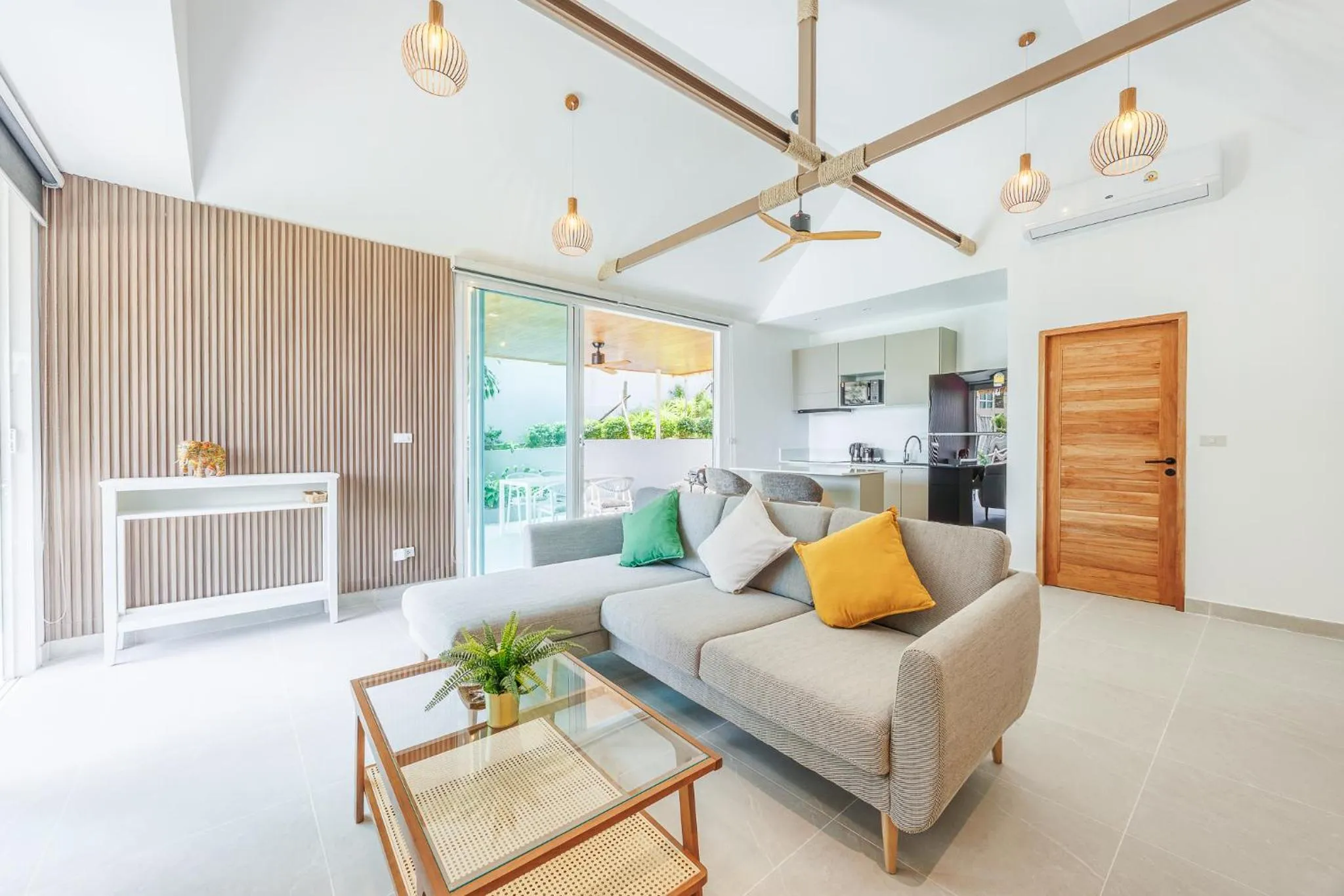 Living room in Baan Saint-Tropez Seaview Villas Kata Beach