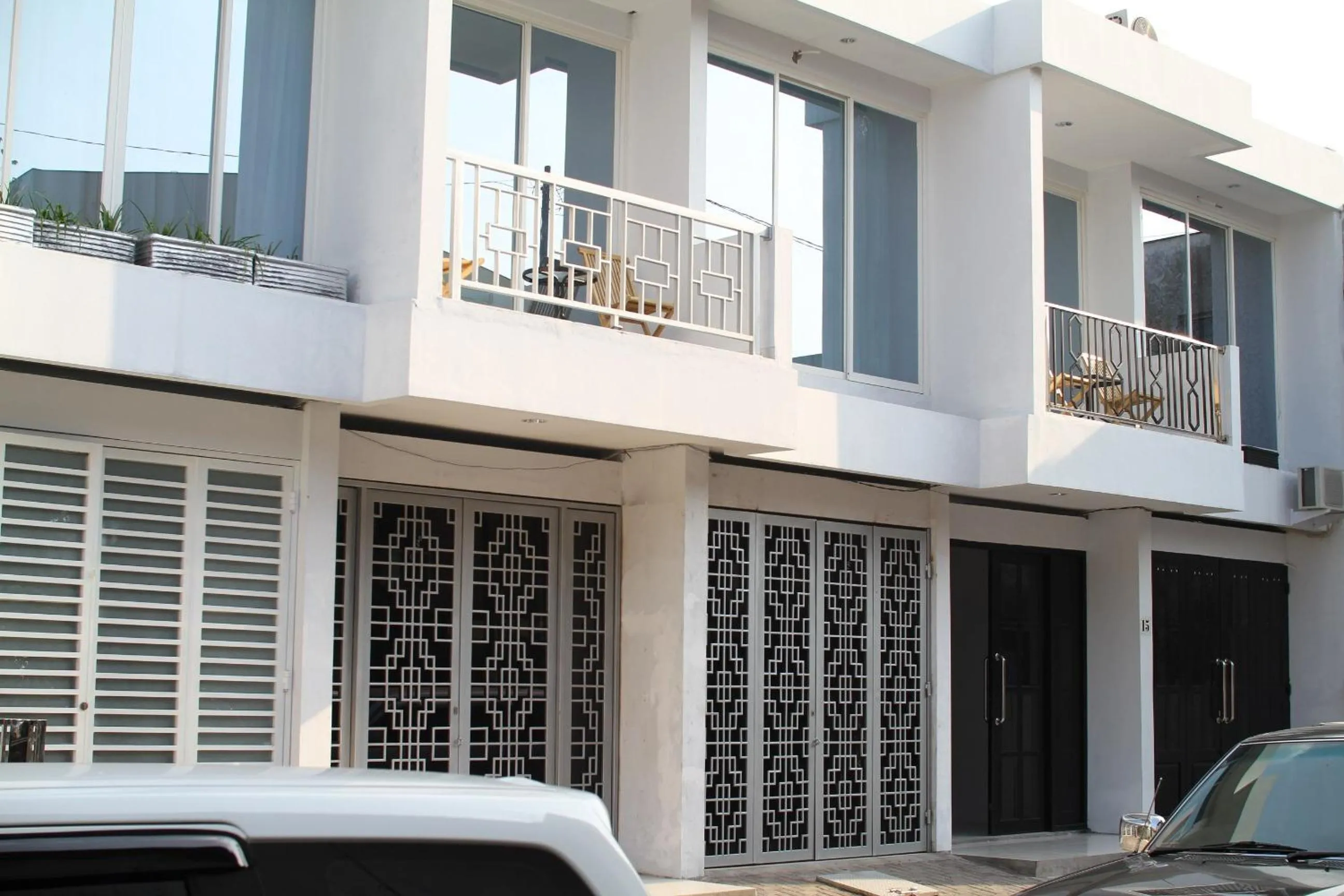 Facade/entrance in Just Inn