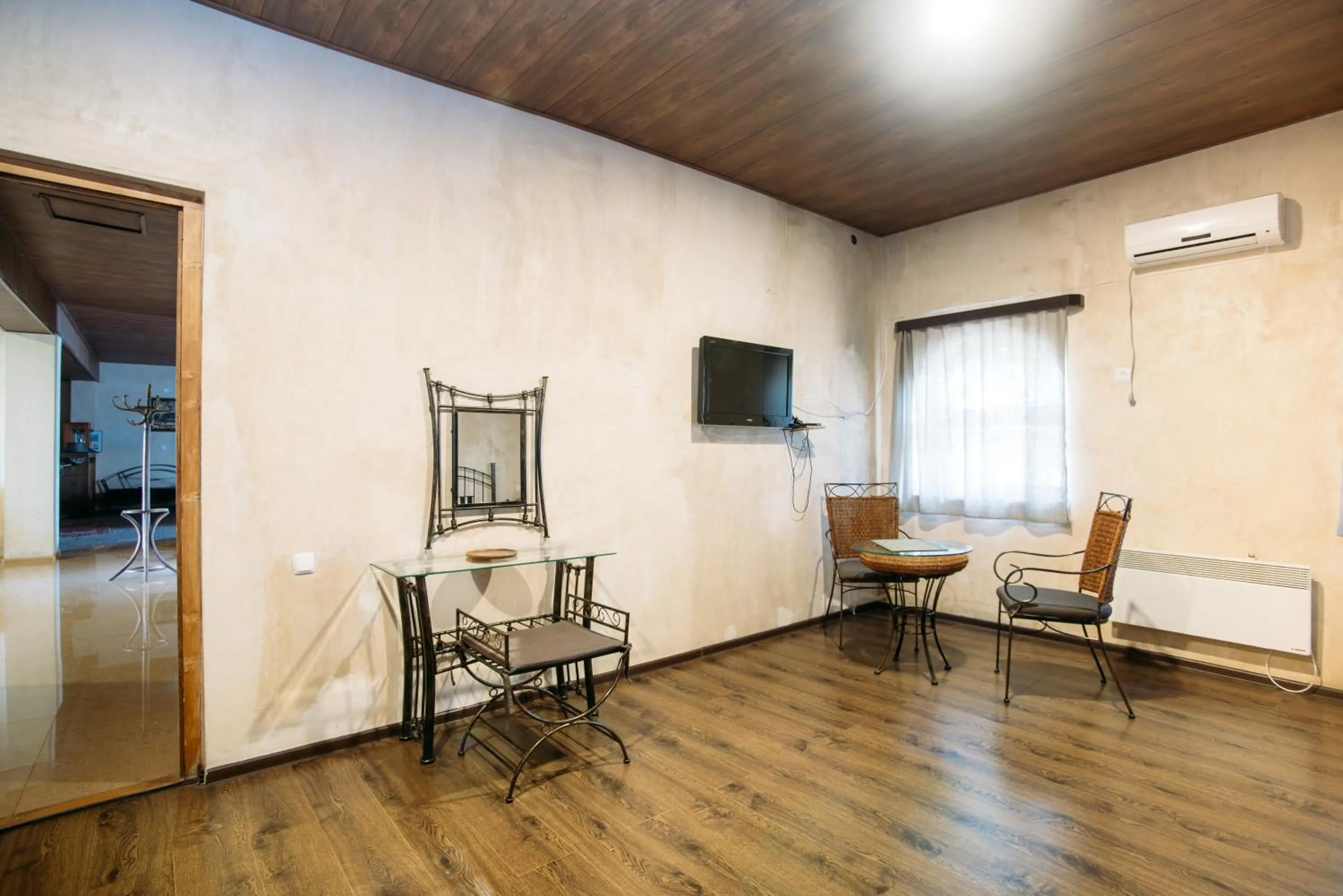 Seating area in Chateau Eniseli