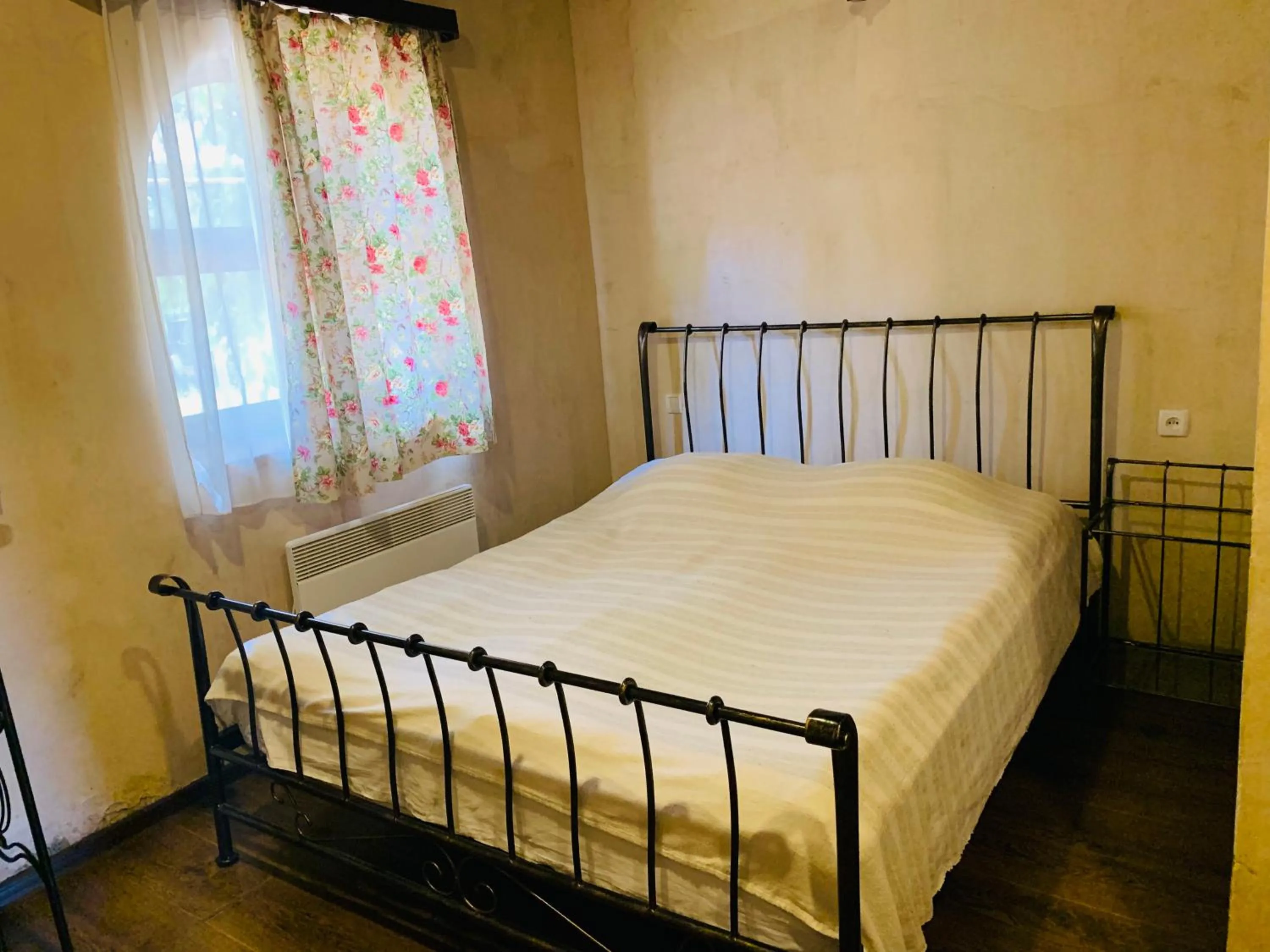 Bed in Chateau Eniseli