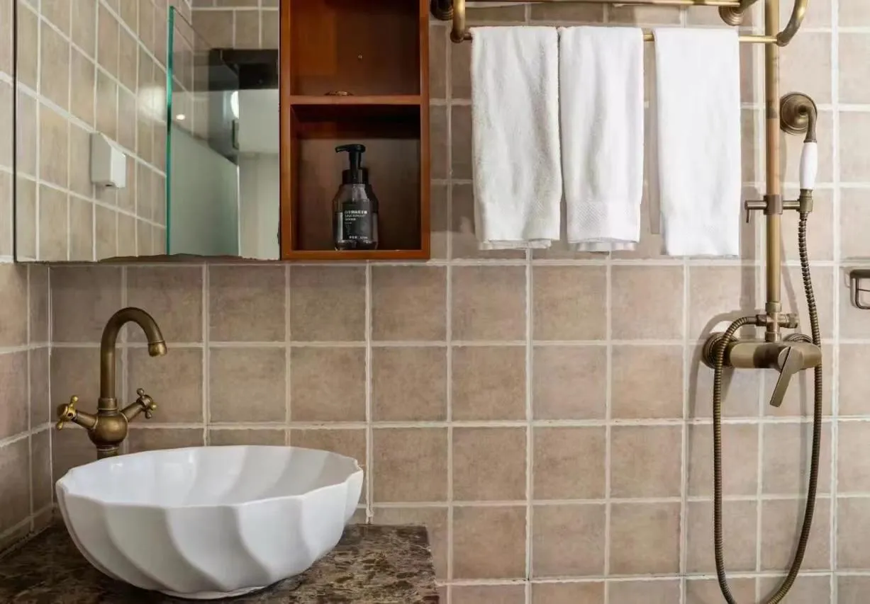 Bathroom in Nostalgia Hotel Beijing Confucius Temple