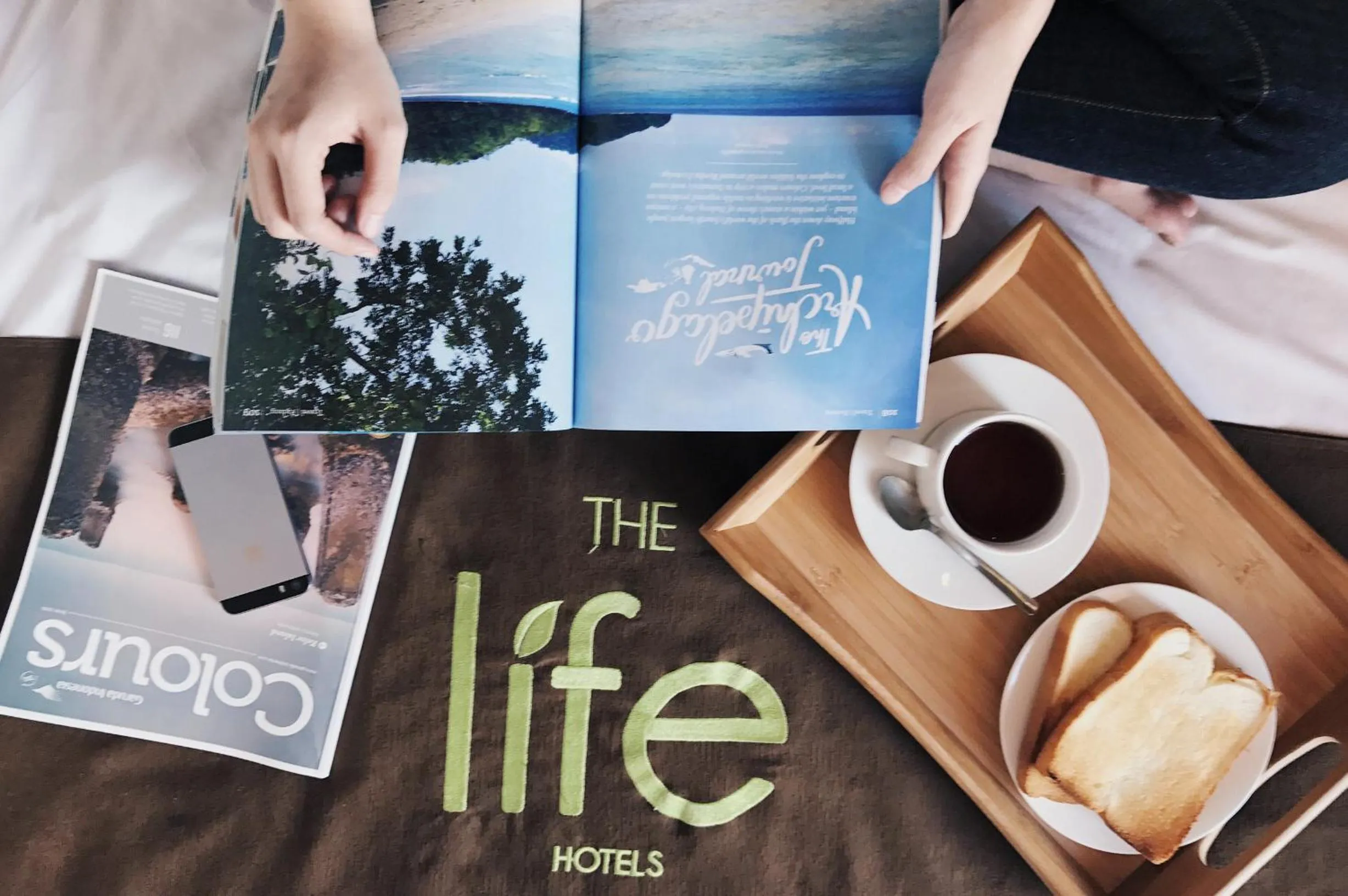 Bed, Property Logo/Sign in The Life Hotels City Center