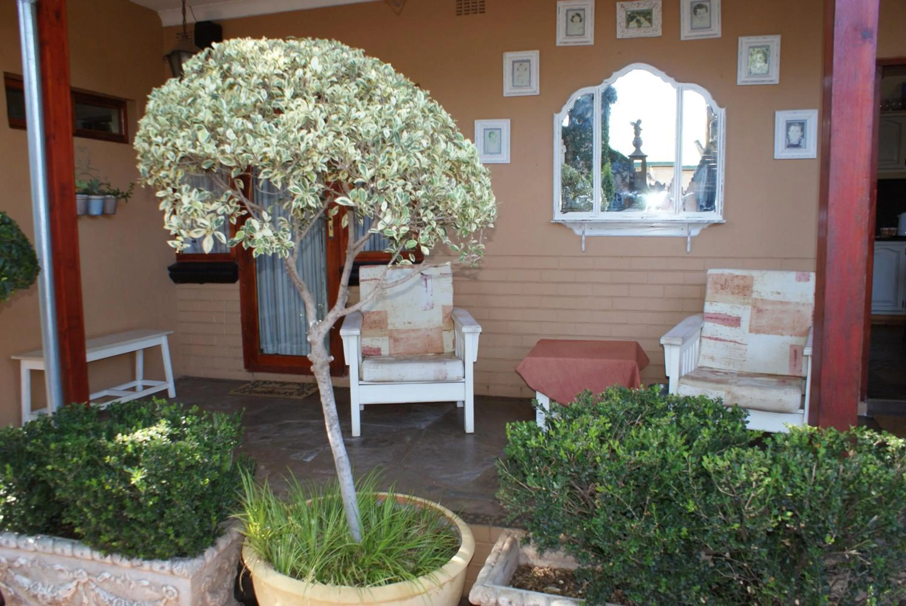 Patio in Hampton House Guest House