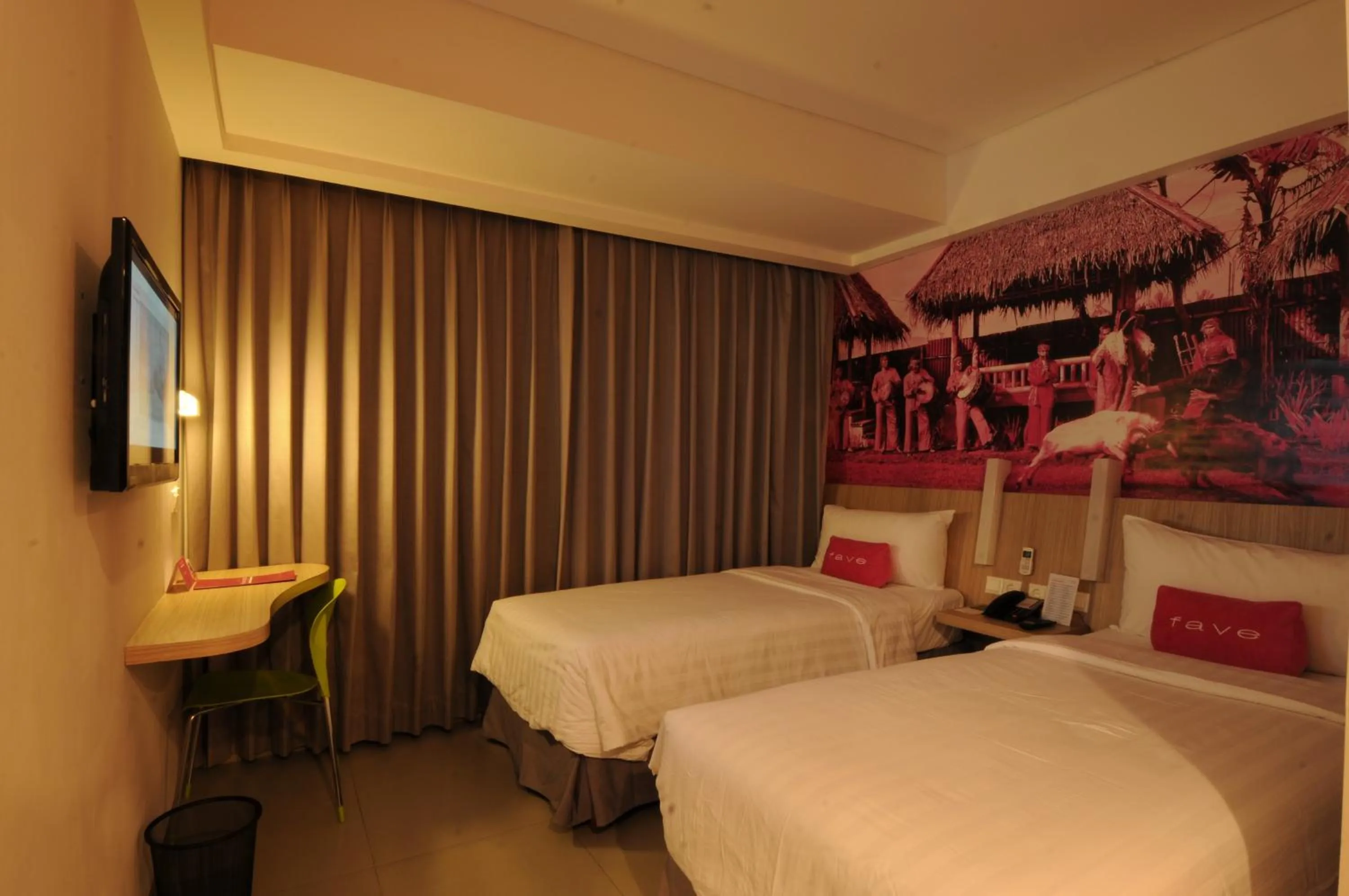 Bedroom, Bed in favehotel Cimanuk Garut