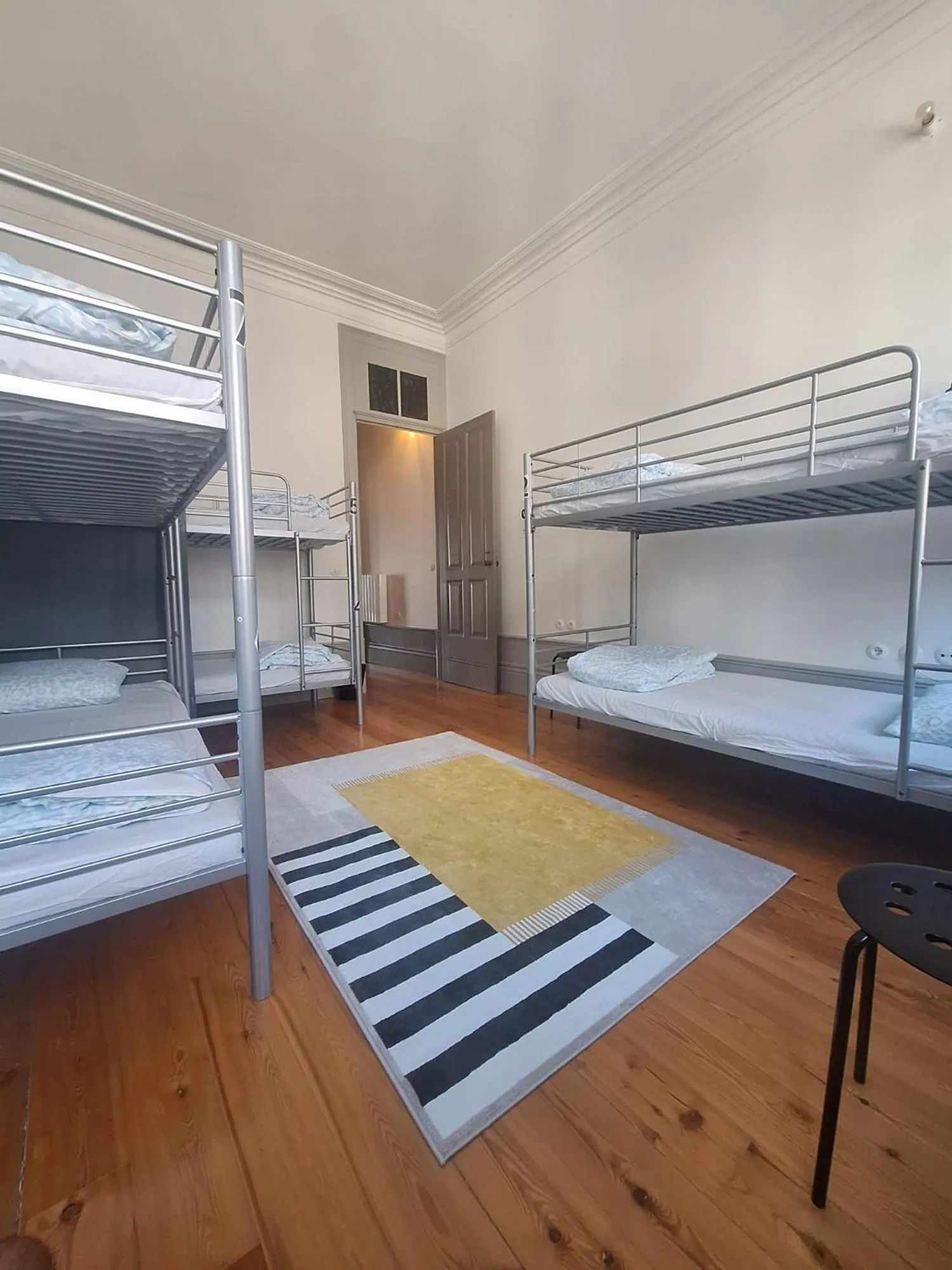 Bed in Easy Host Porto