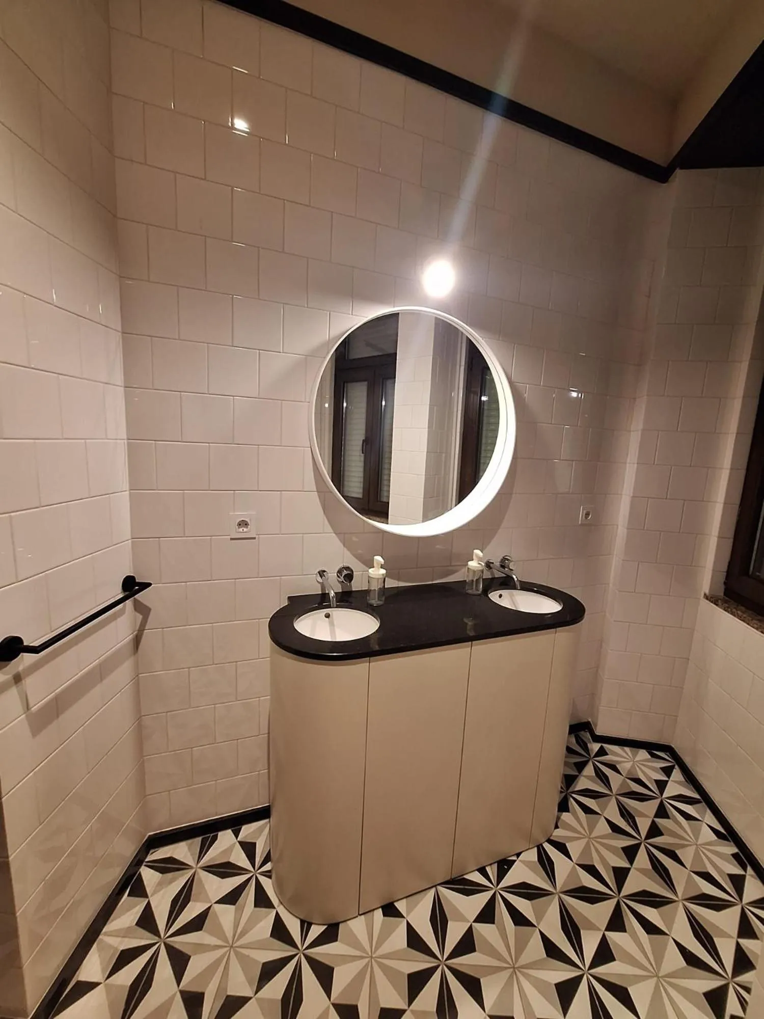 Bathroom in Easy Host Porto