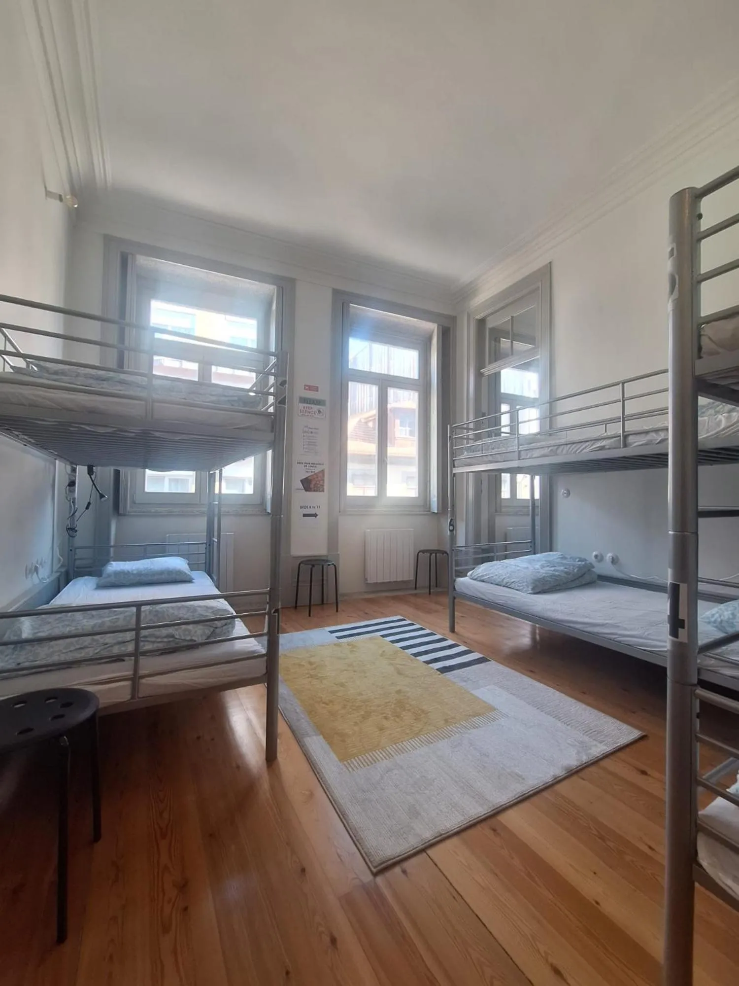 Bed in Easy Host Porto