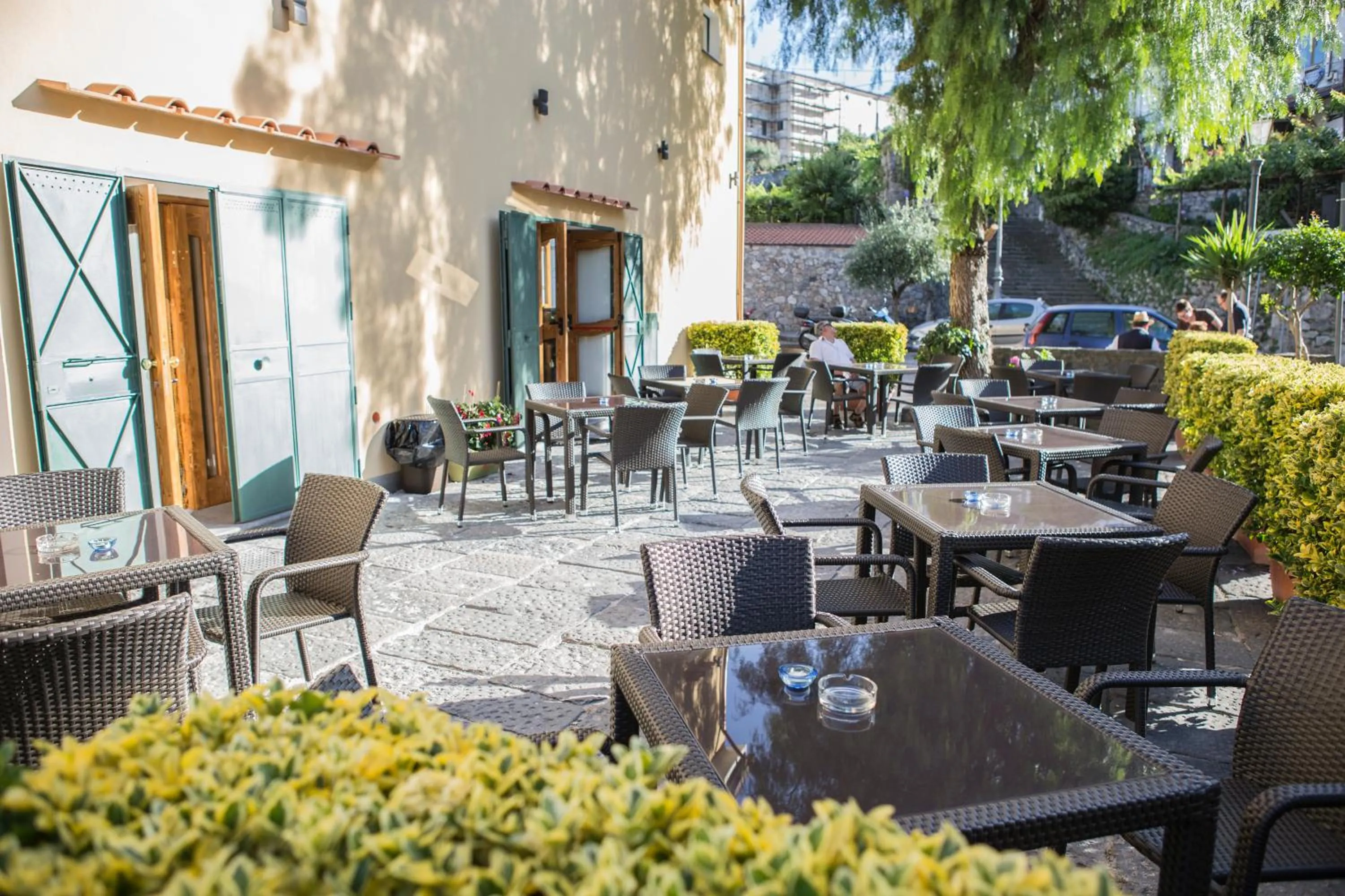 Patio in Rianna Rooms & Breakfast