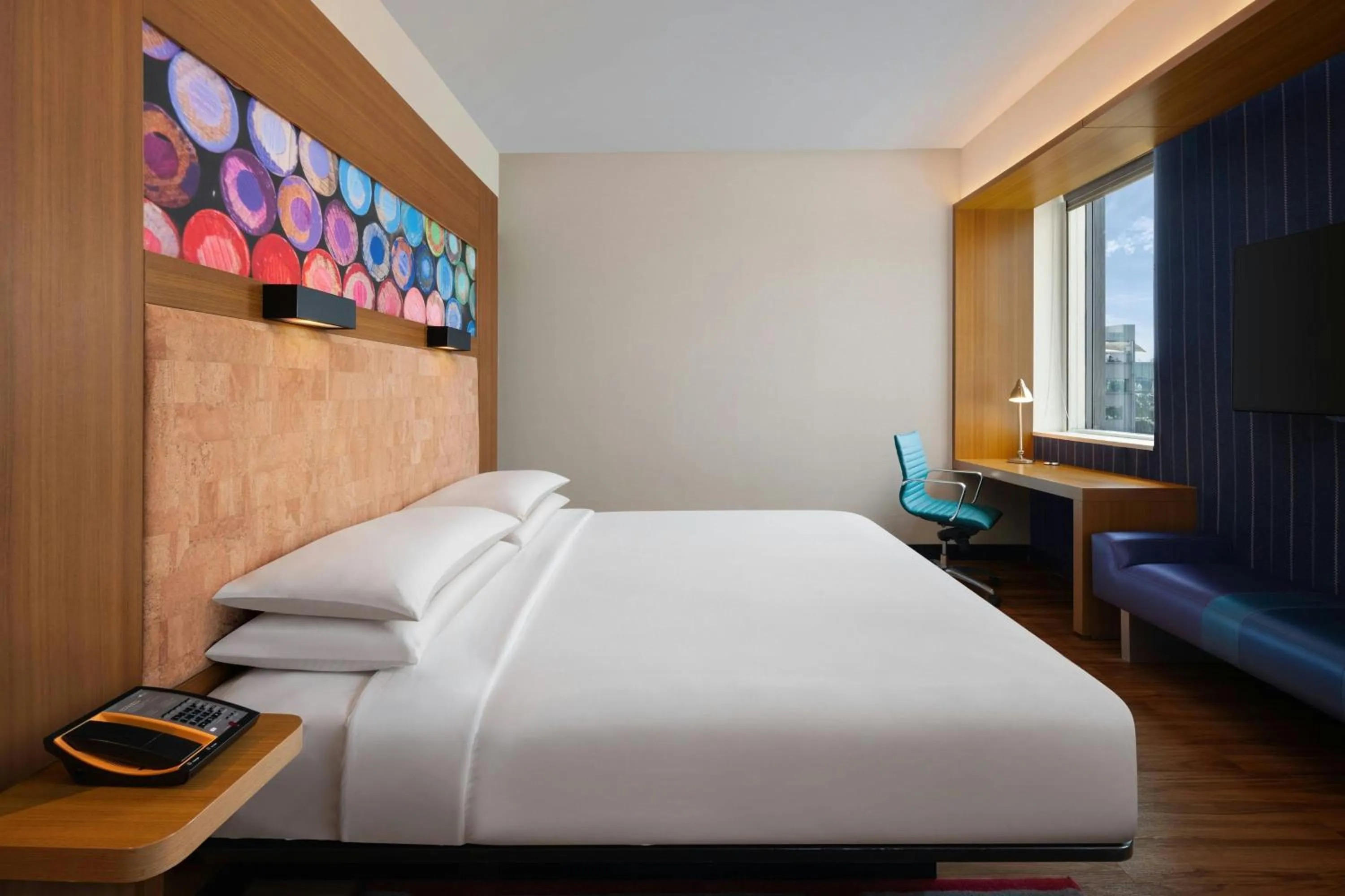 Photo of the whole room, Bed in Aloft Bengaluru Outer Ring Road