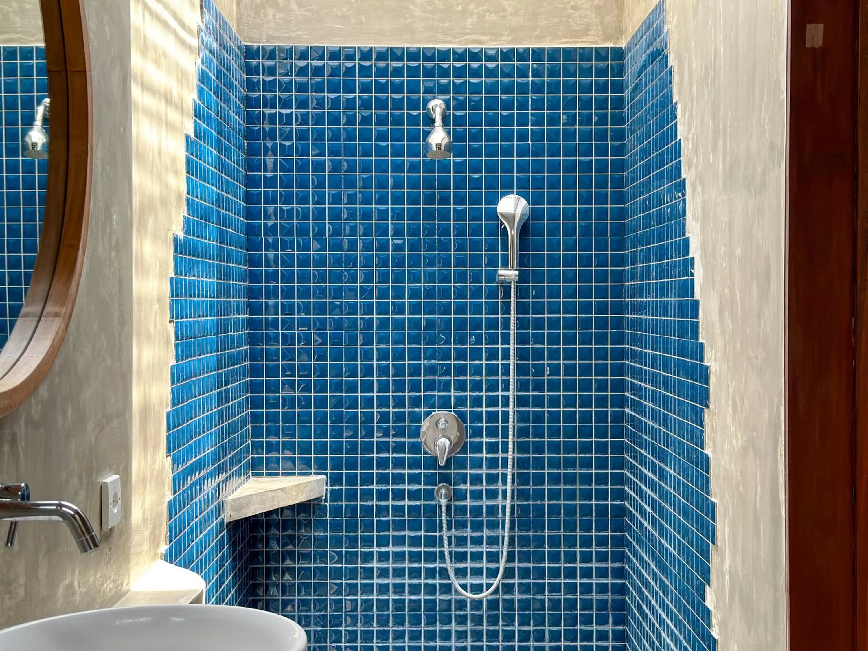 Shower in Villa Buga Pererenan