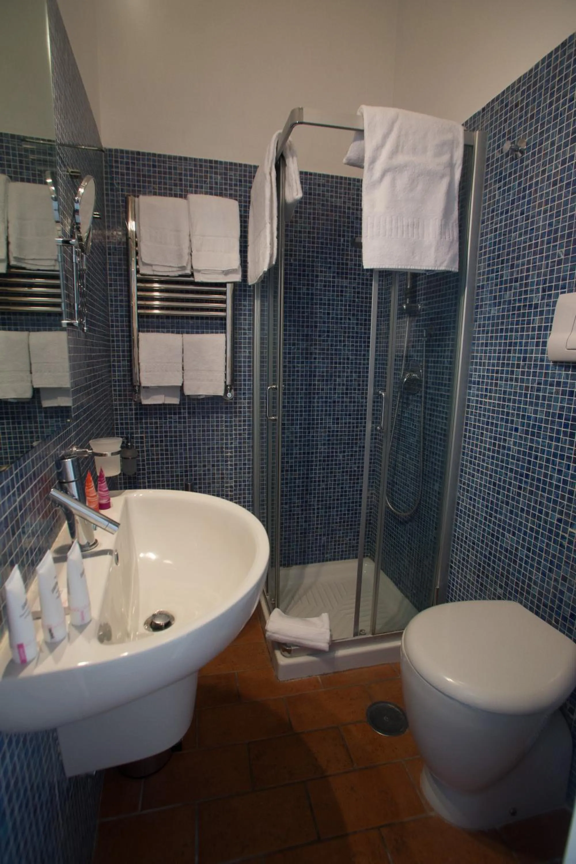 Bathroom in Relais Arco Della Pace