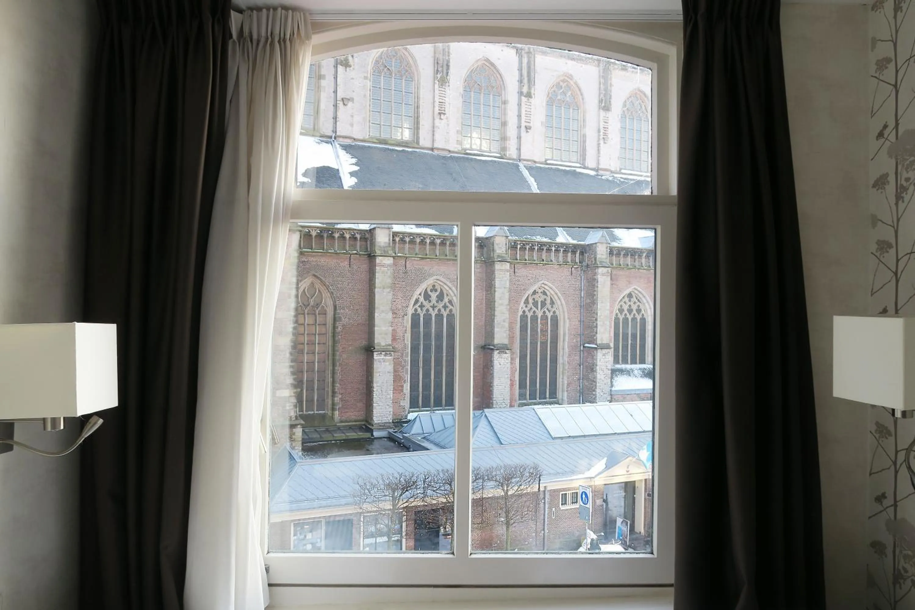 Bedroom in Hotel Carillon