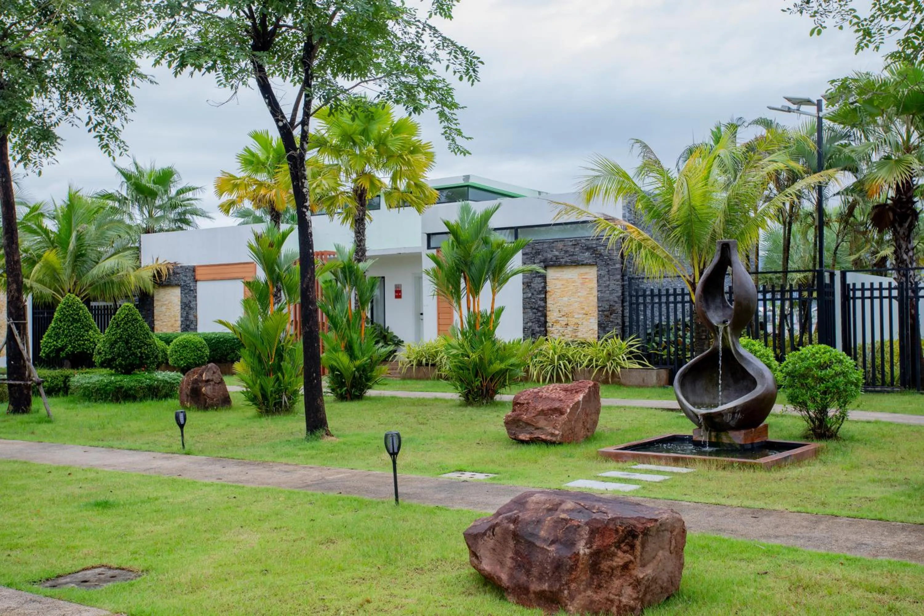 Garden view in Wonderland Suites and Resort